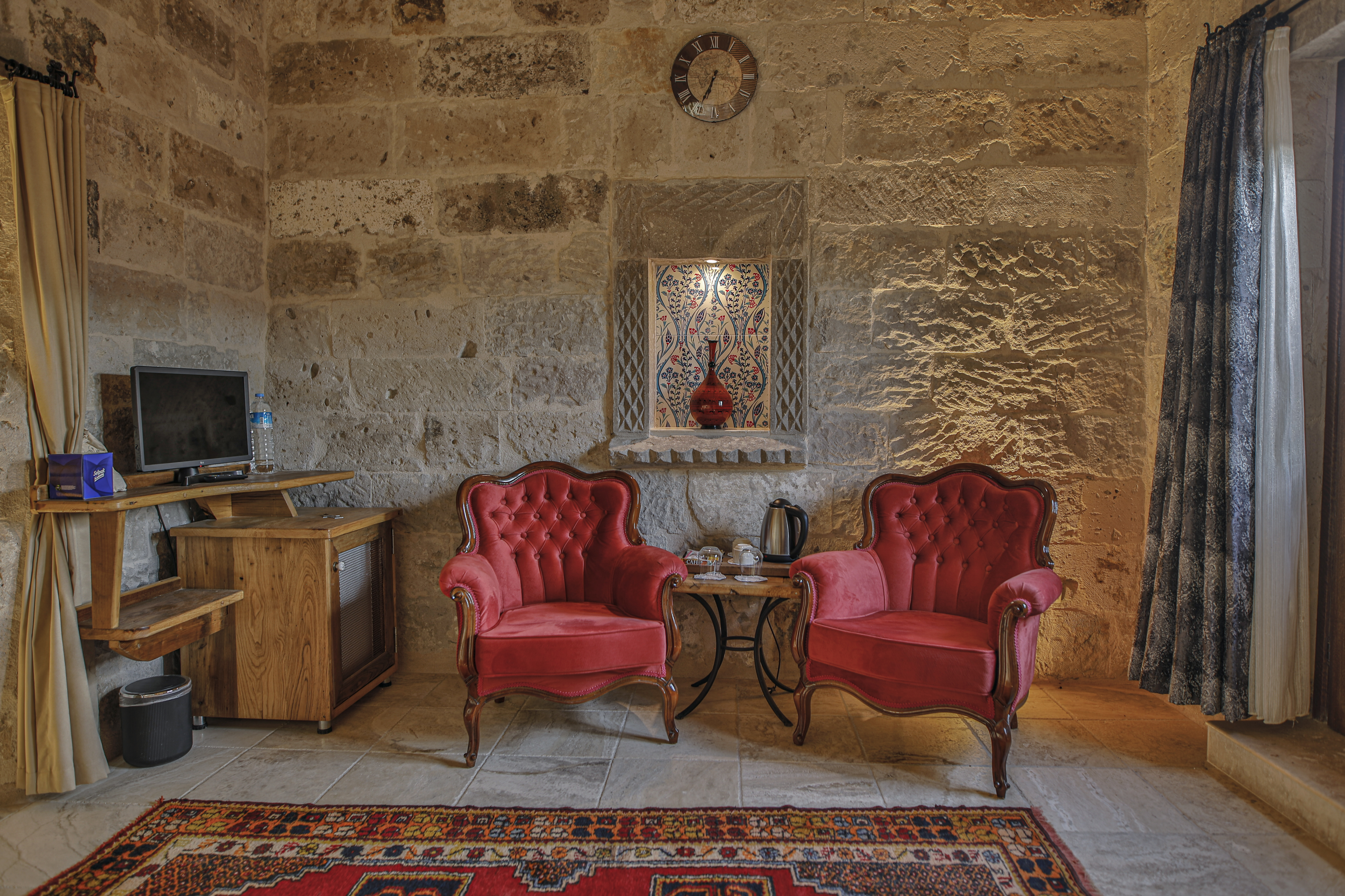 Suite Queen Size Bed