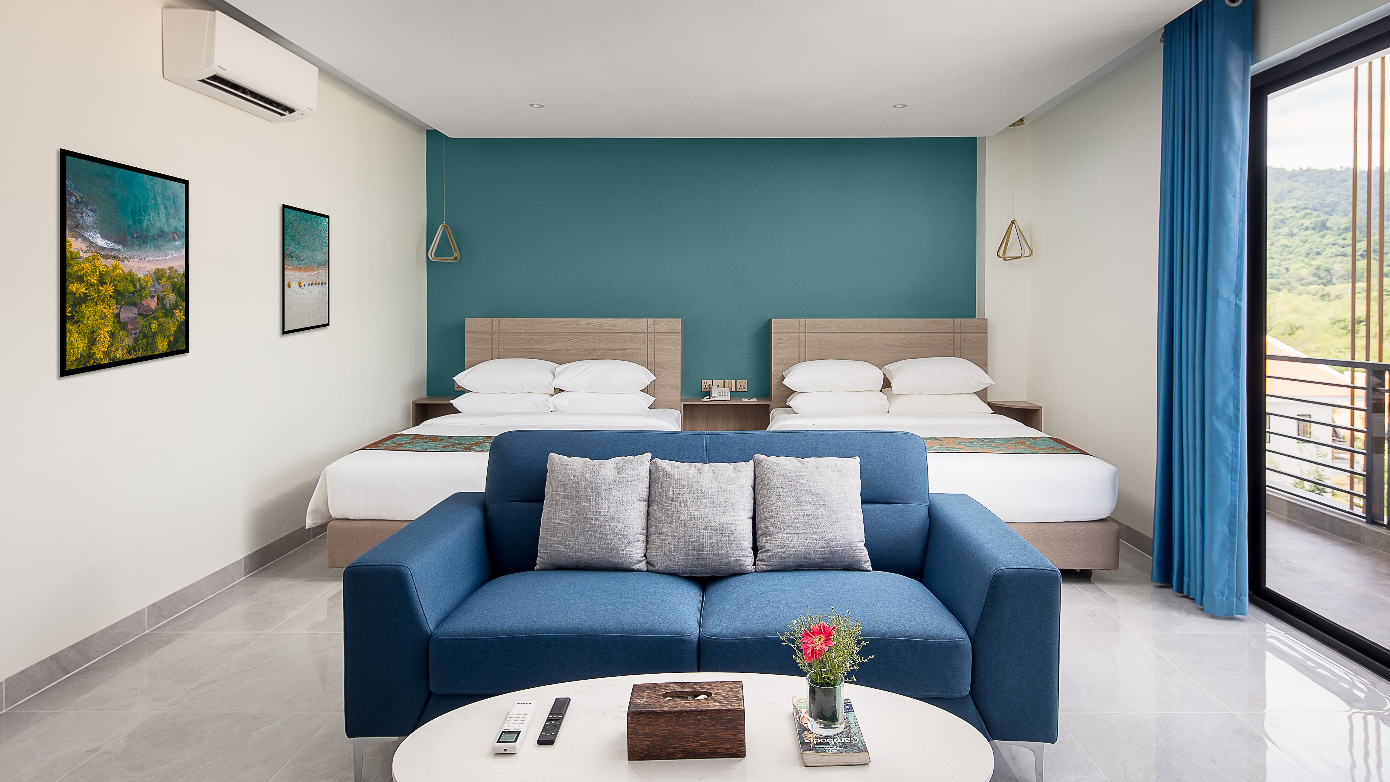 Family Room Deluxe Mountain View