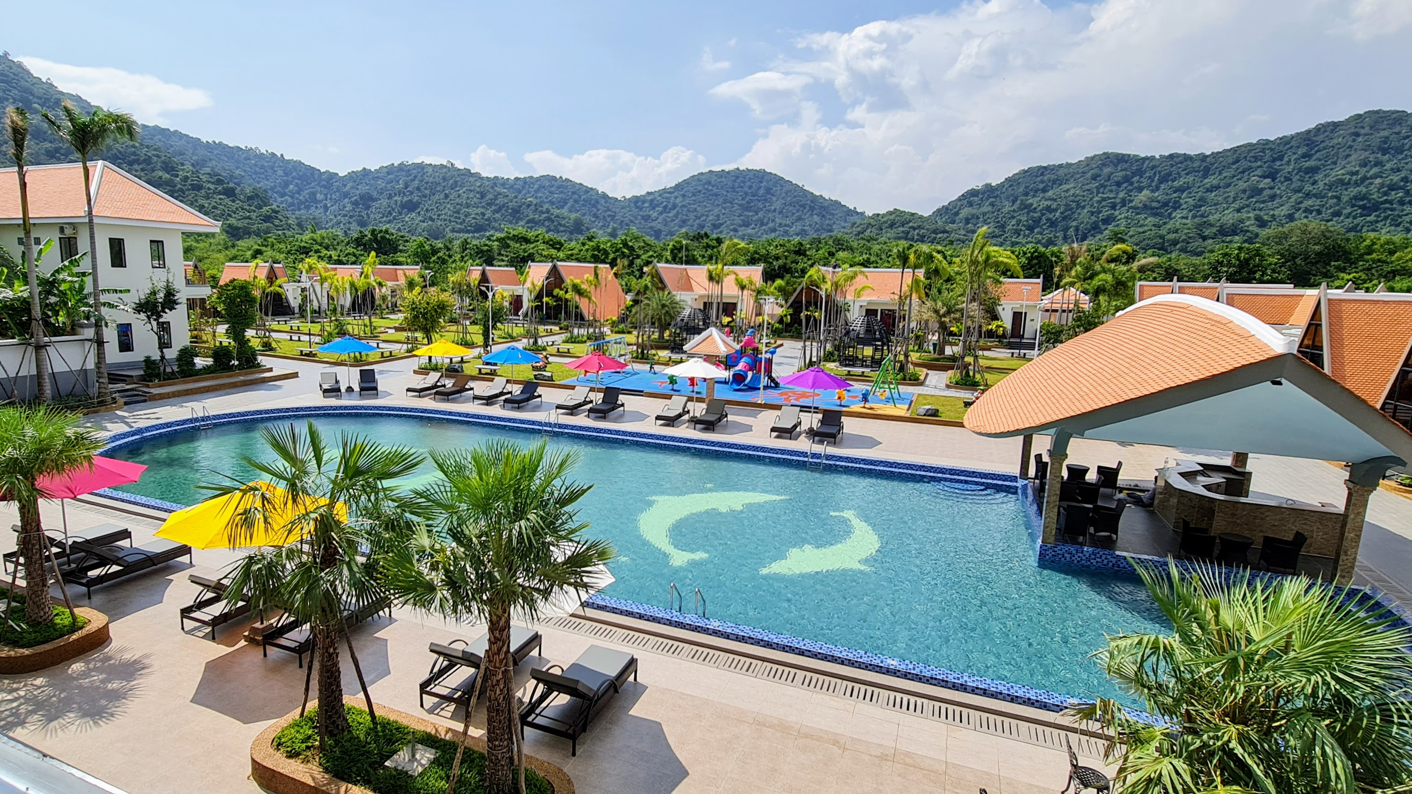 Family Room Deluxe Mountain View