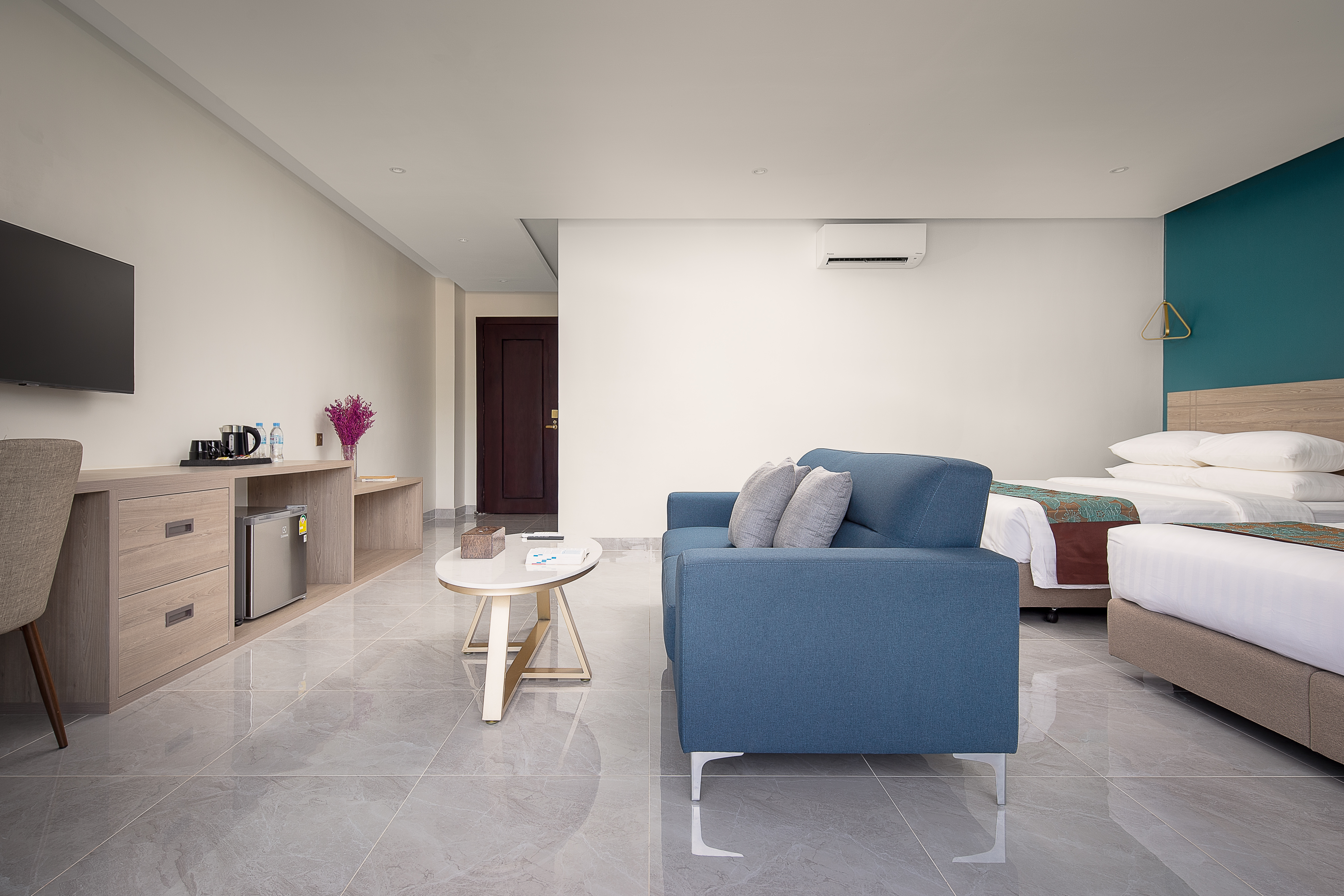 Family Room Deluxe Sea View