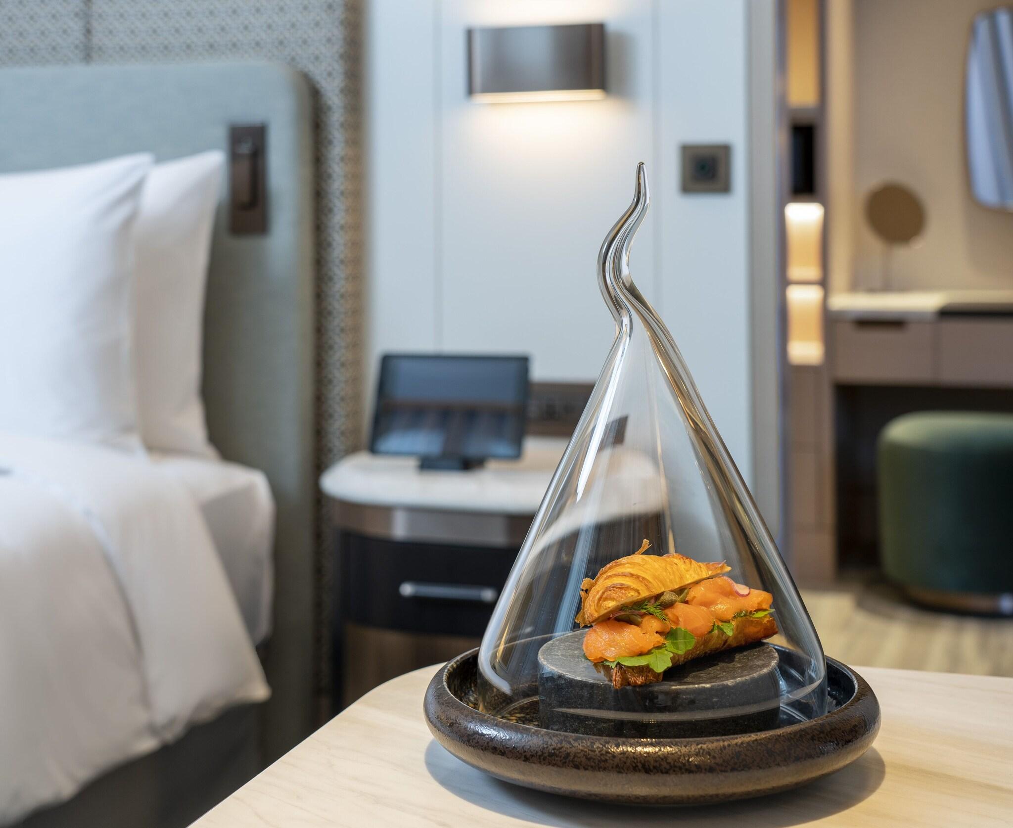 Suite Executive King Bed