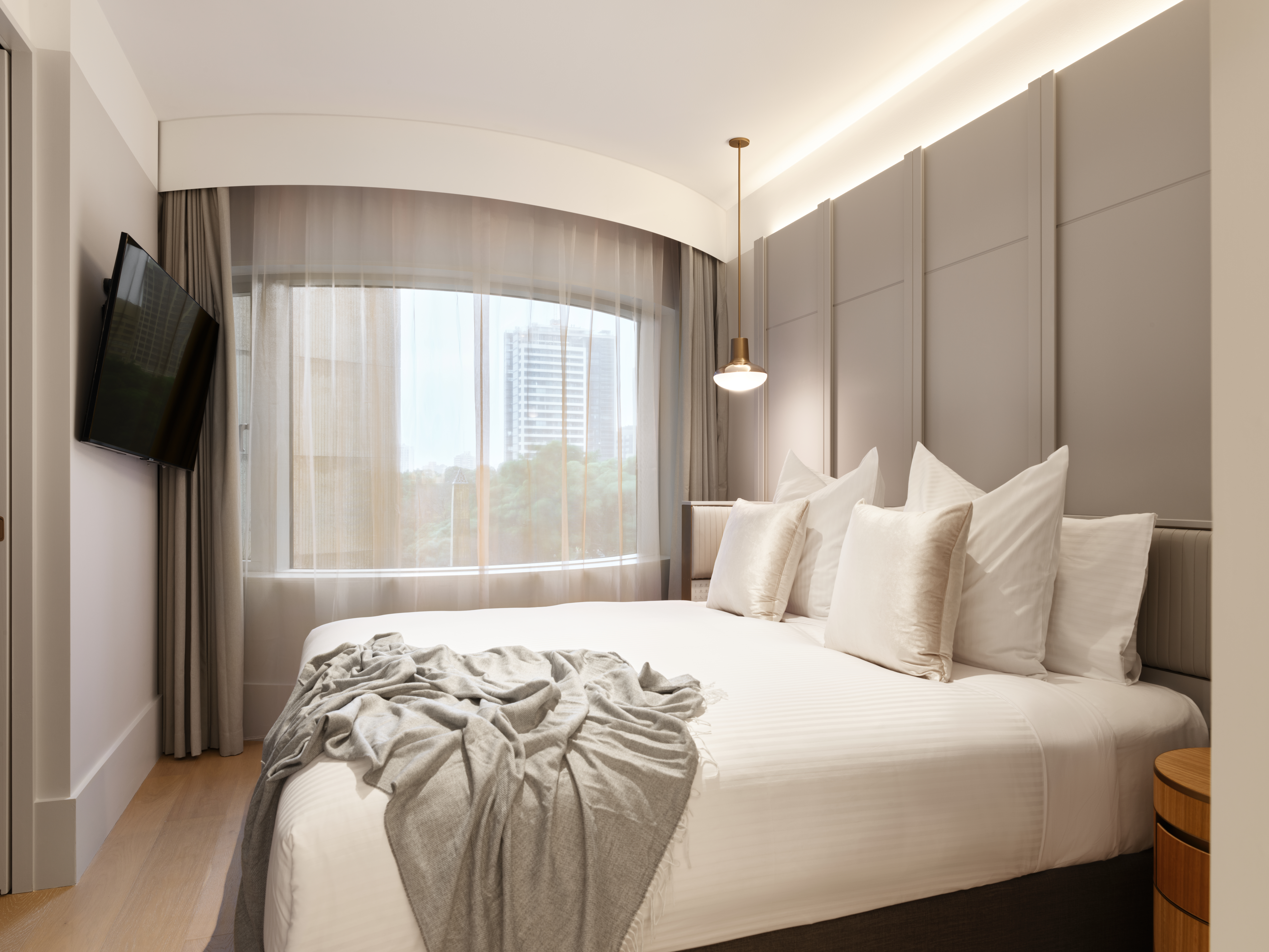 Junior Suite King Size Bed