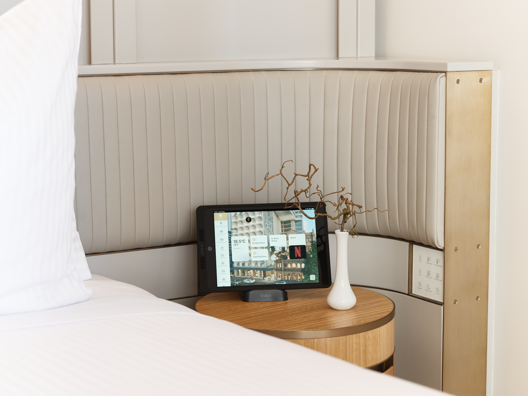 Junior Suite King Size Bed