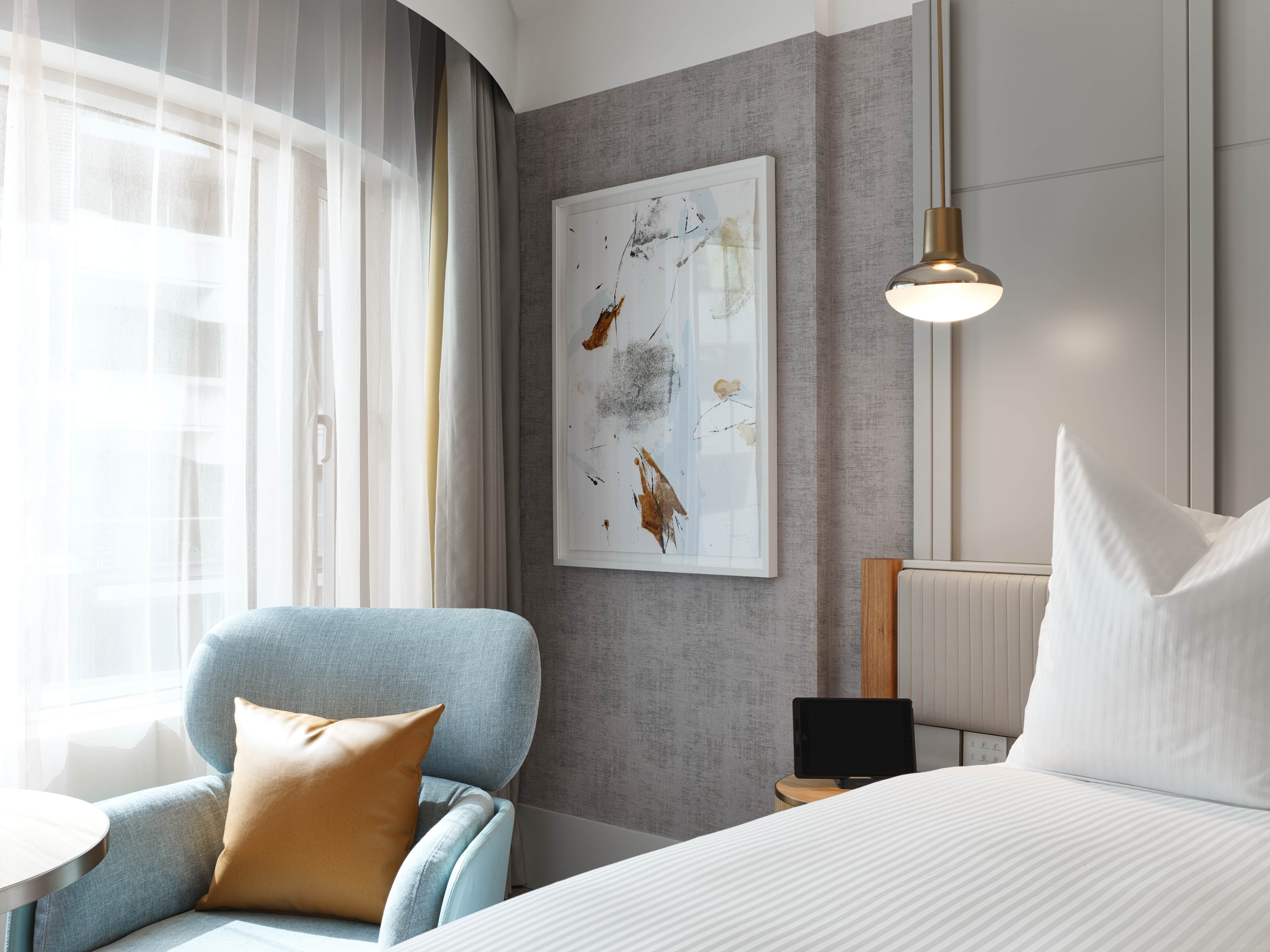 Double Classic King Bed