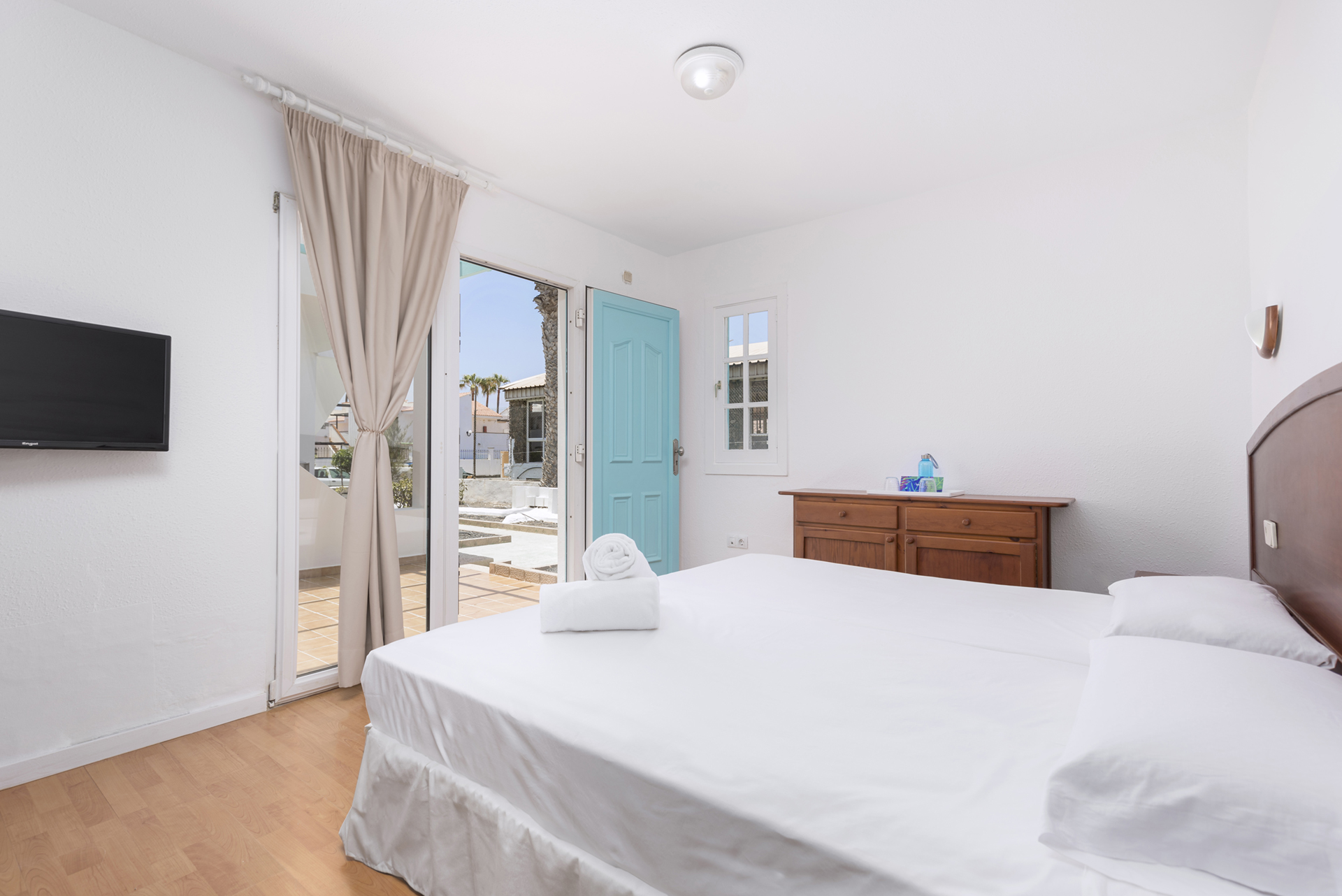 Double or Twin Standard