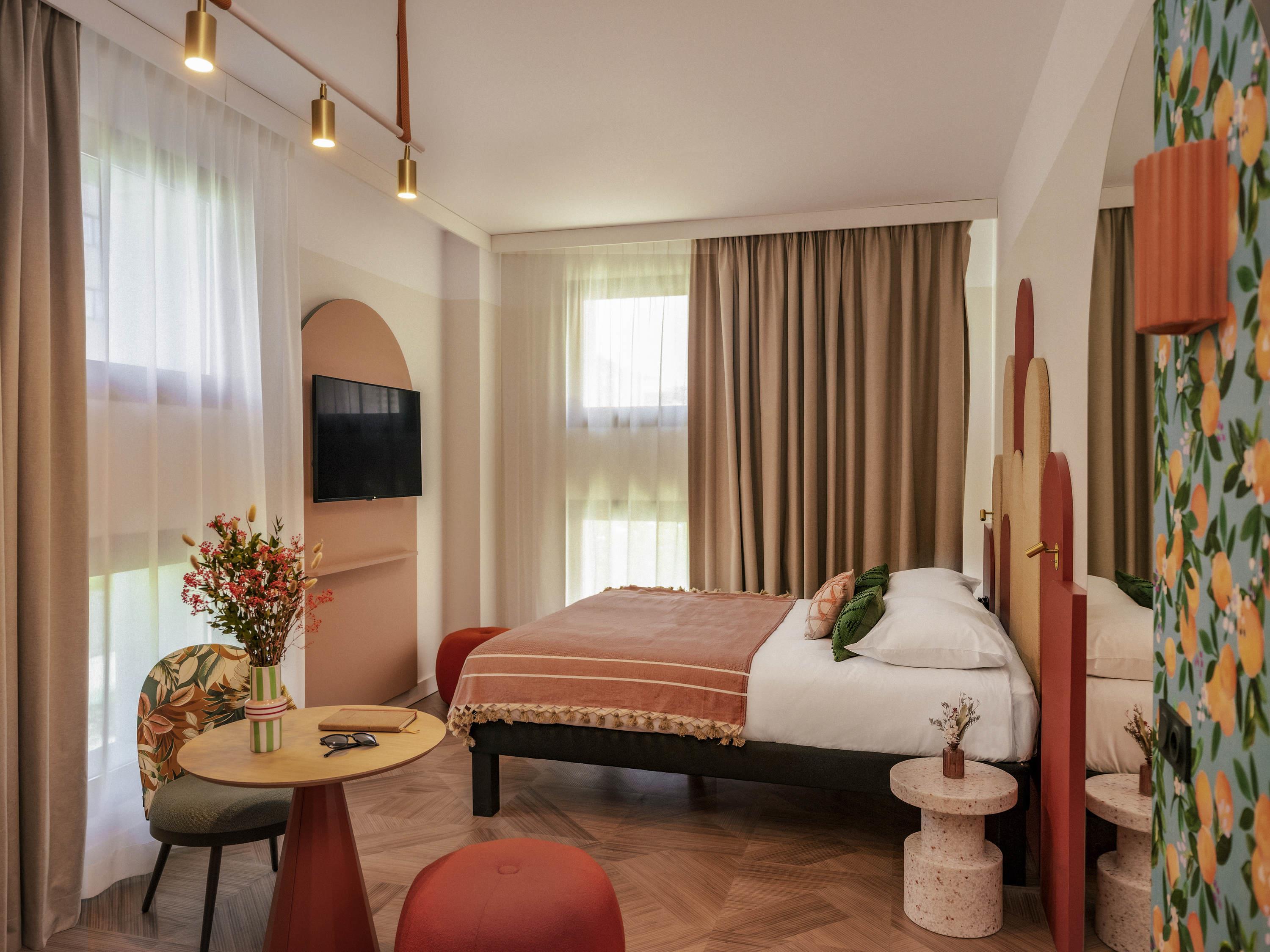 Double Superior King Bed