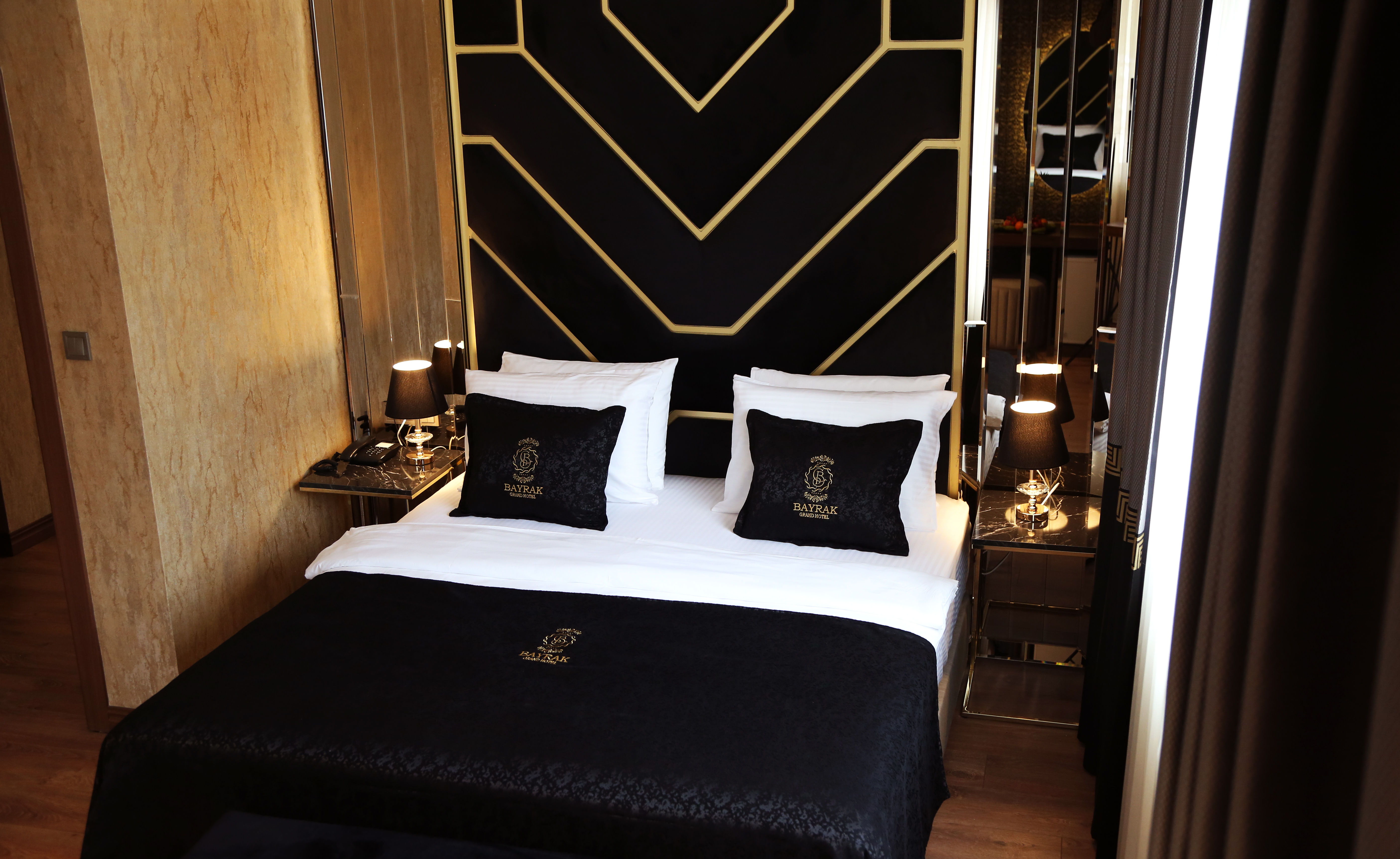 Suite Deluxe One Bed