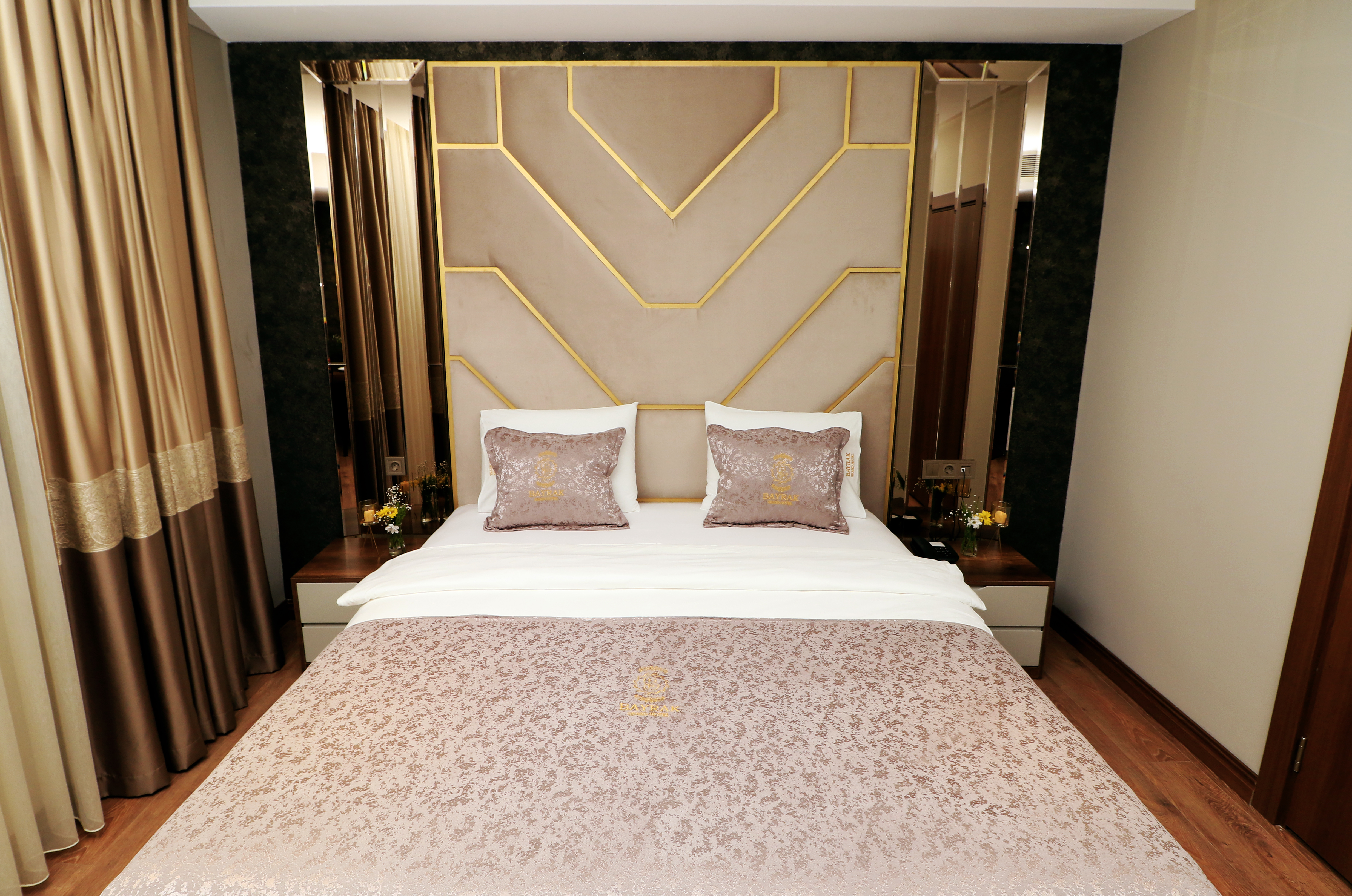 Suite Deluxe One Bed