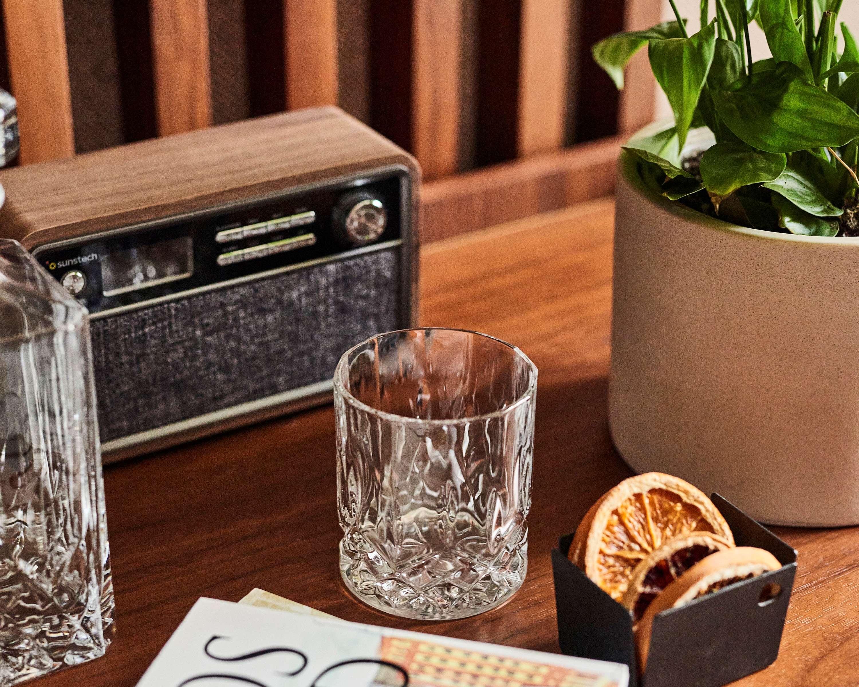 Suite City View King Bed