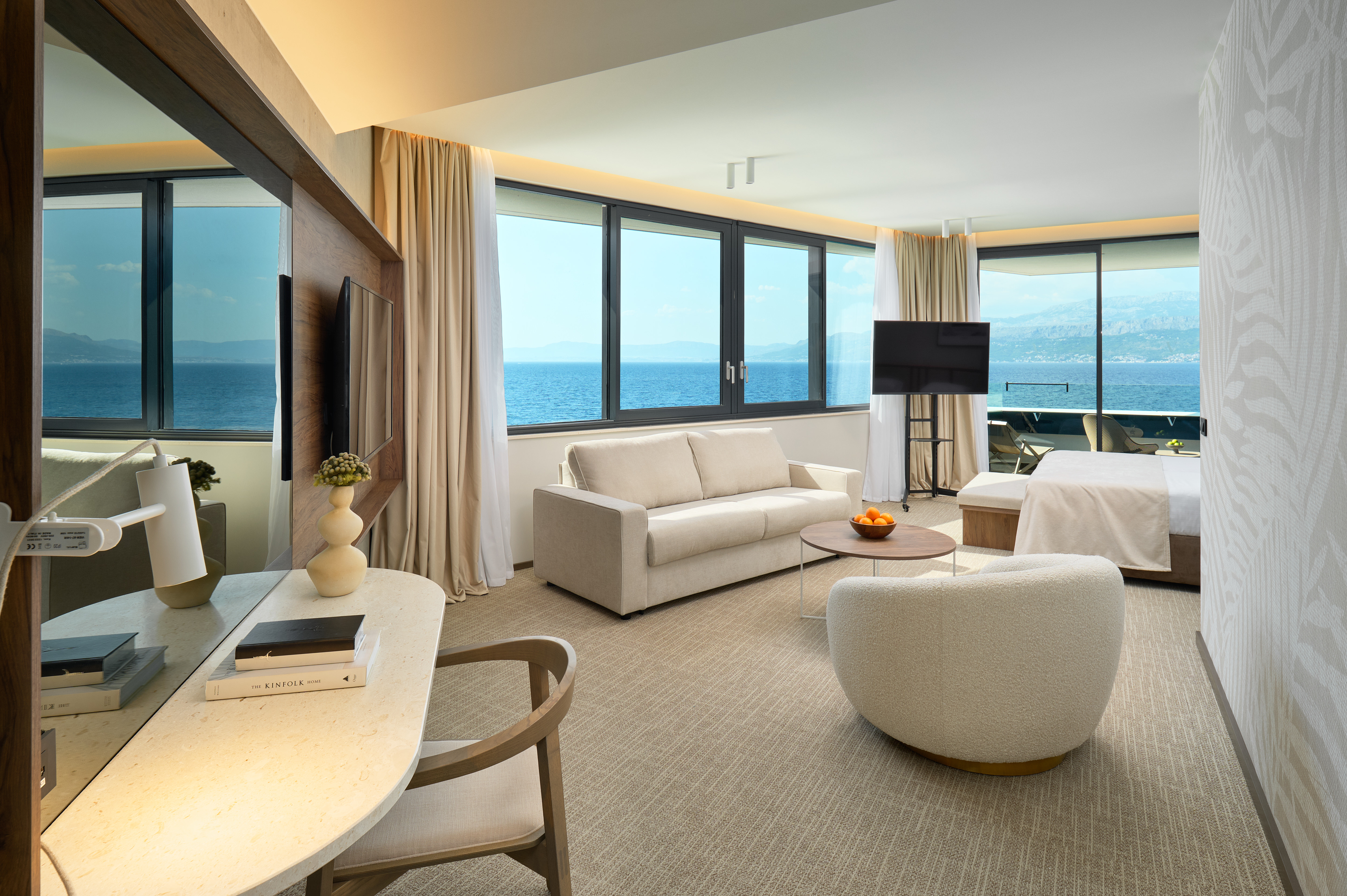 Suite with Views