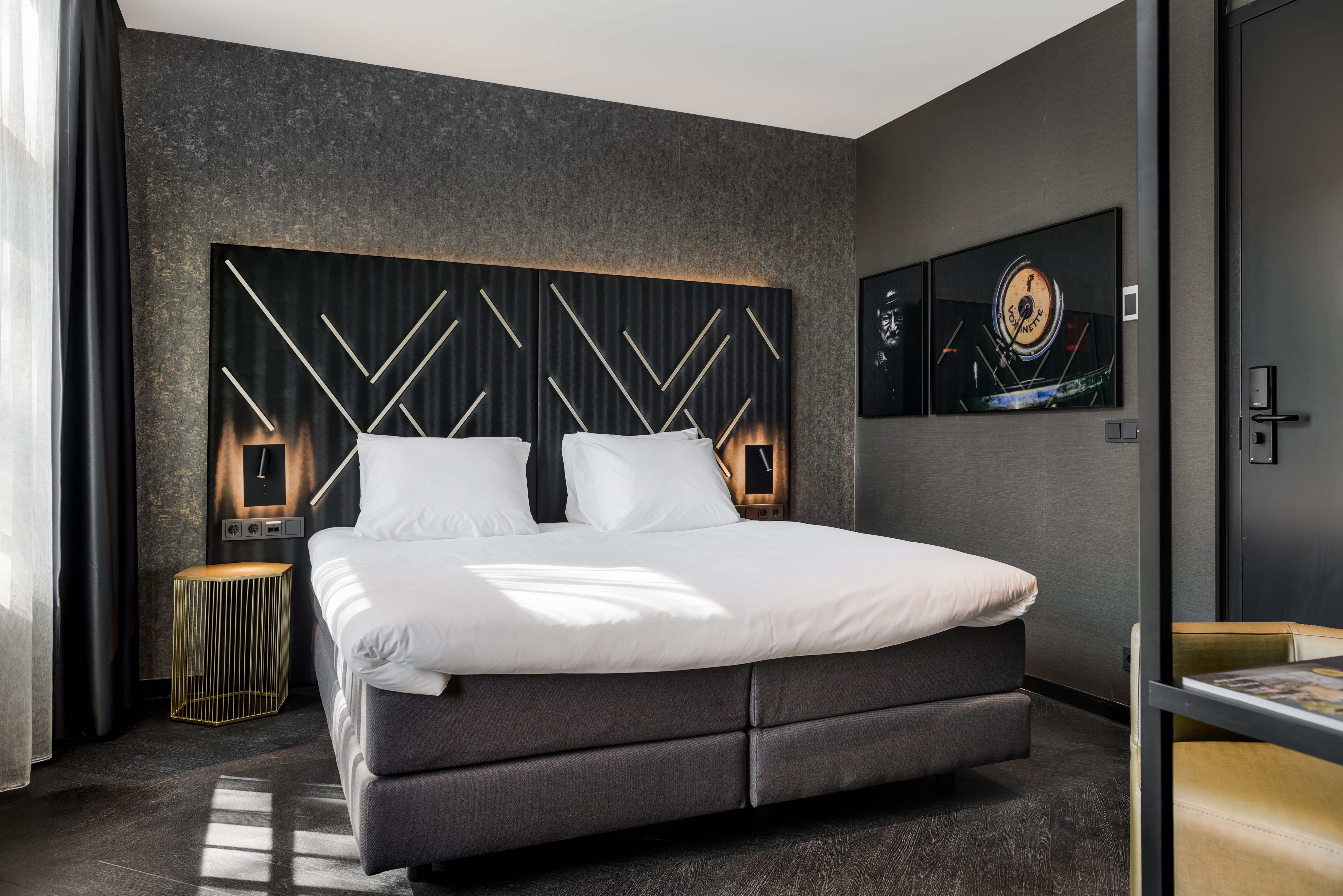 Double Classic King Bed