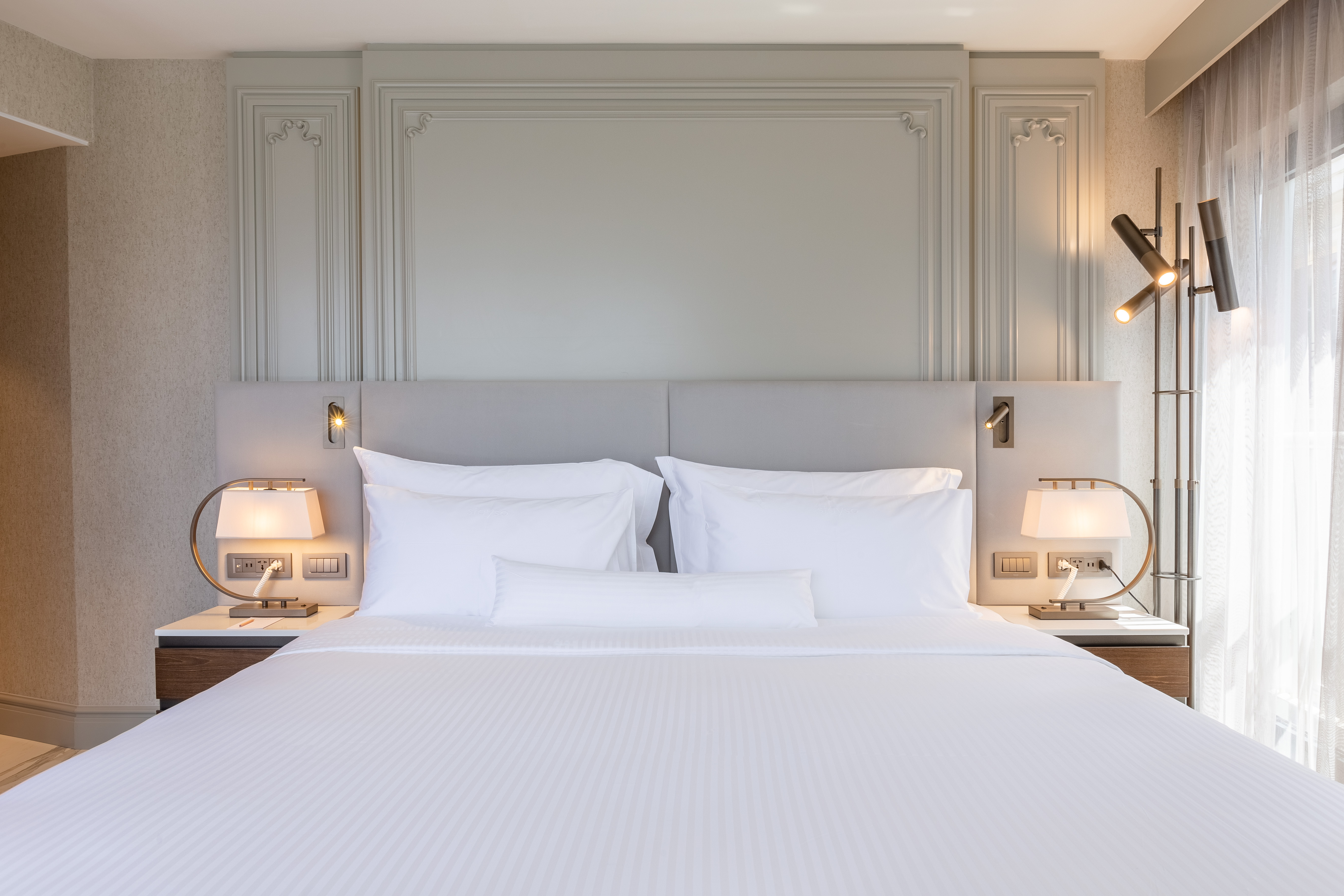 Double Park View with Balcony