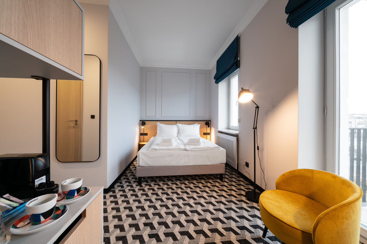 Double Superior Queen Bed