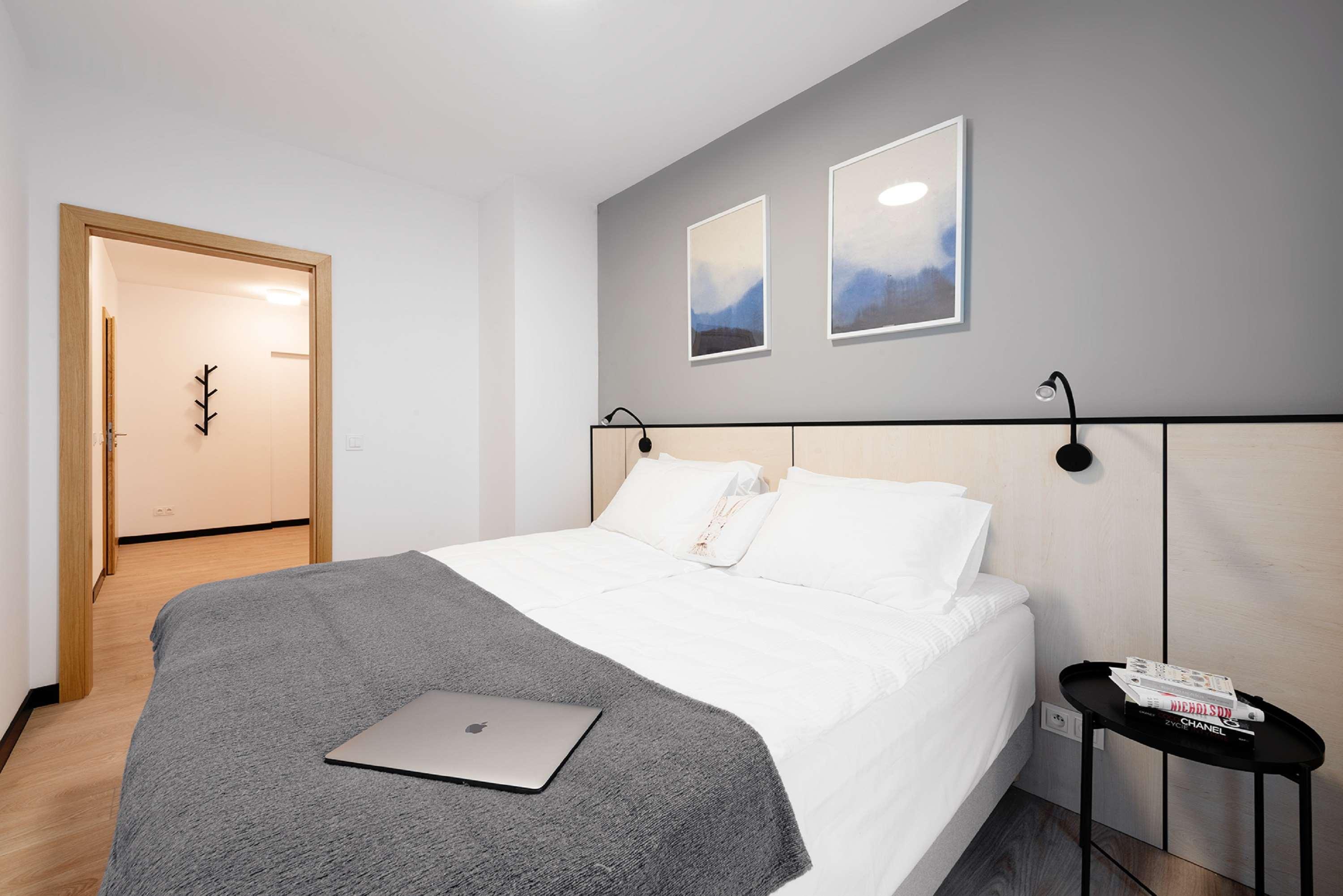 Double Superior Queen Bed