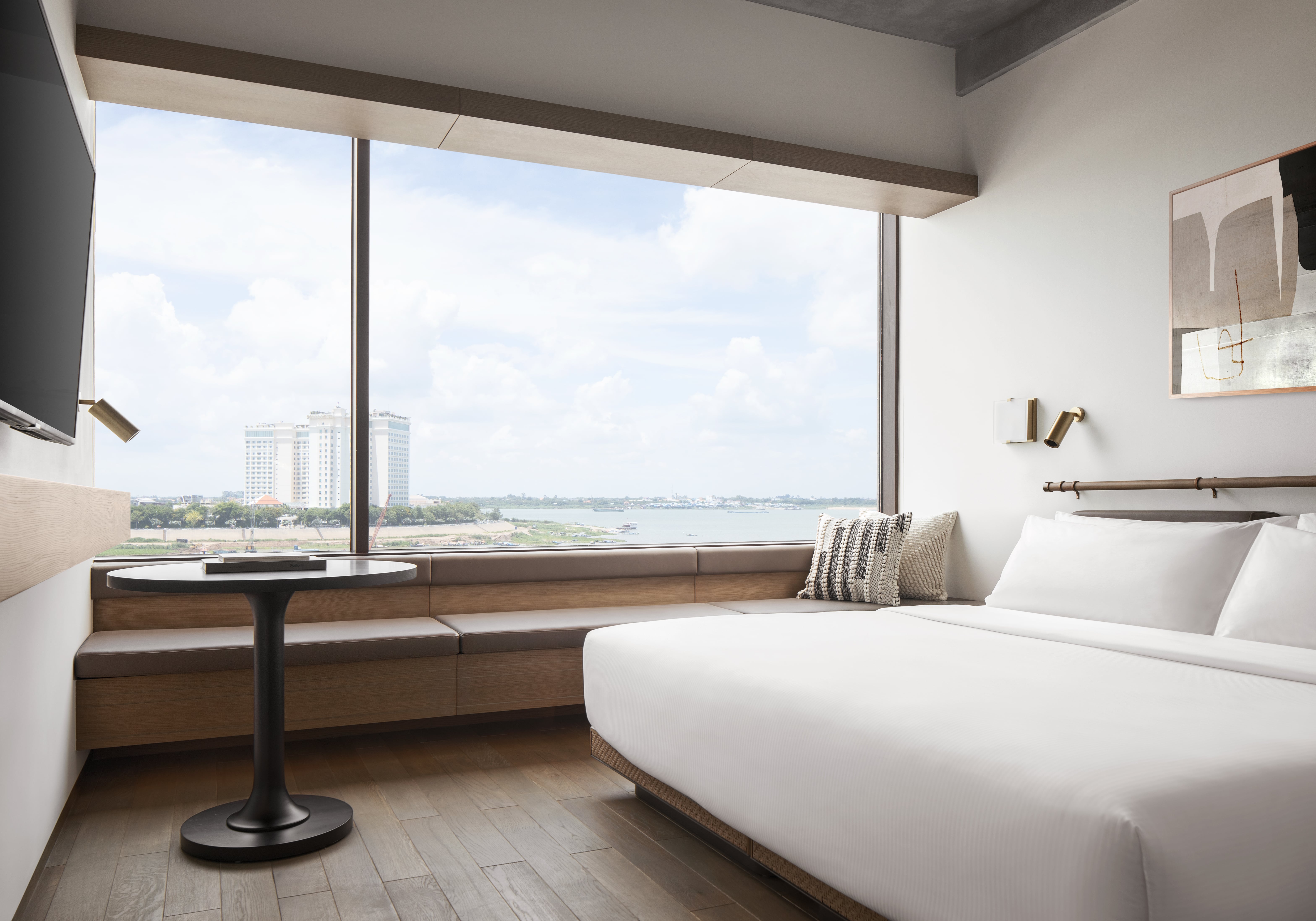 Double Deluxe King Bed