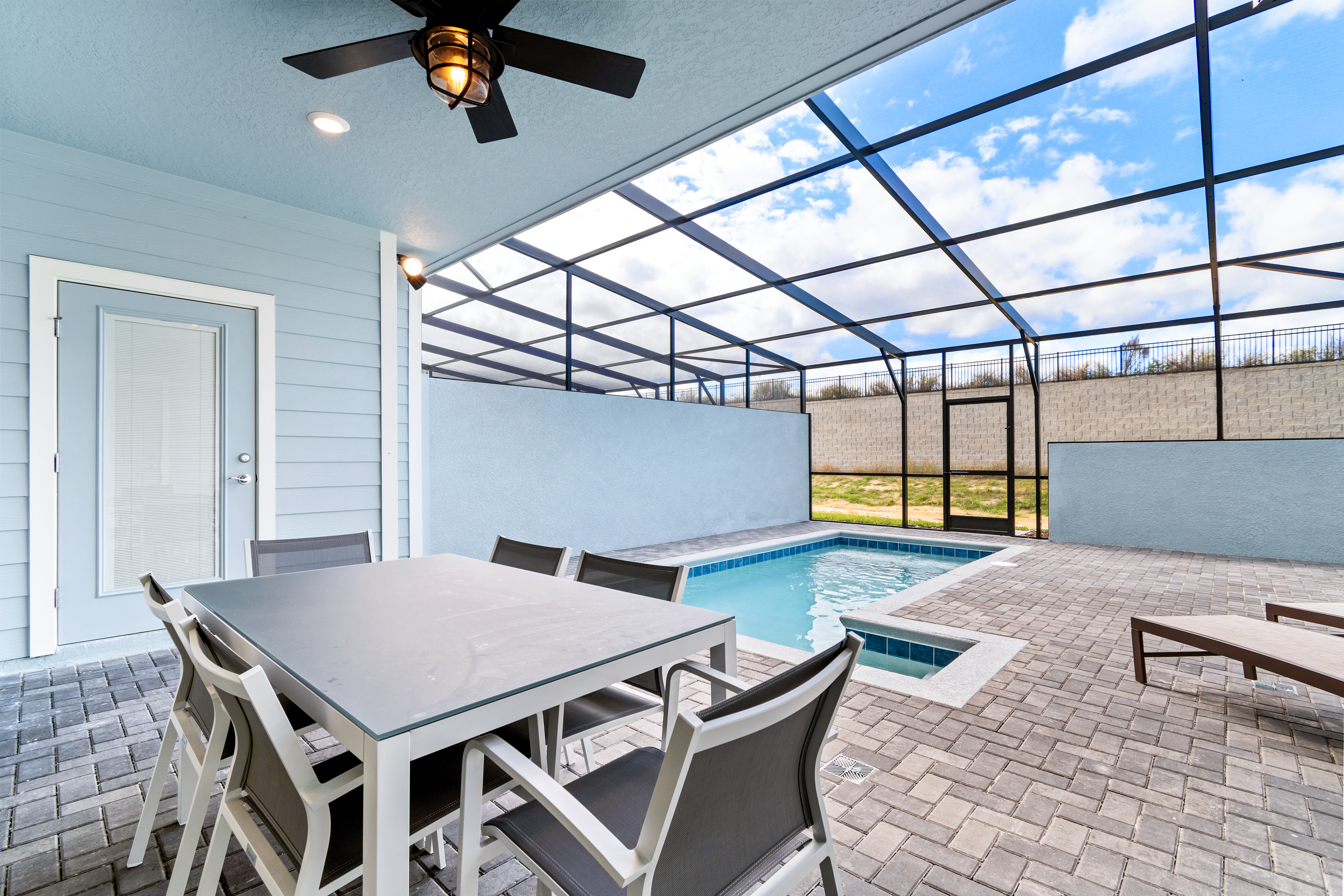 Townhome Five Bedrooms