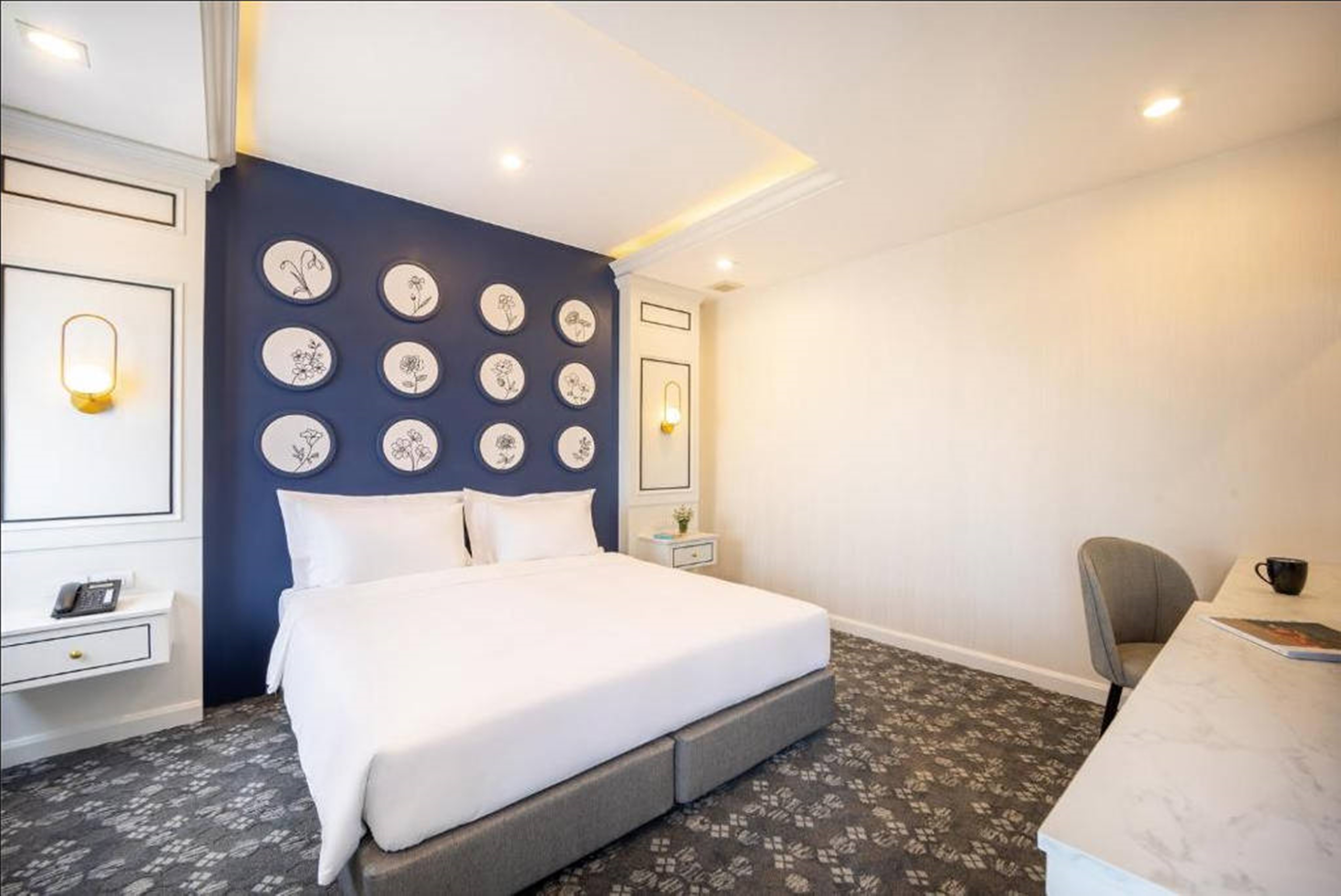 Double or Twin Deluxe with Balcony