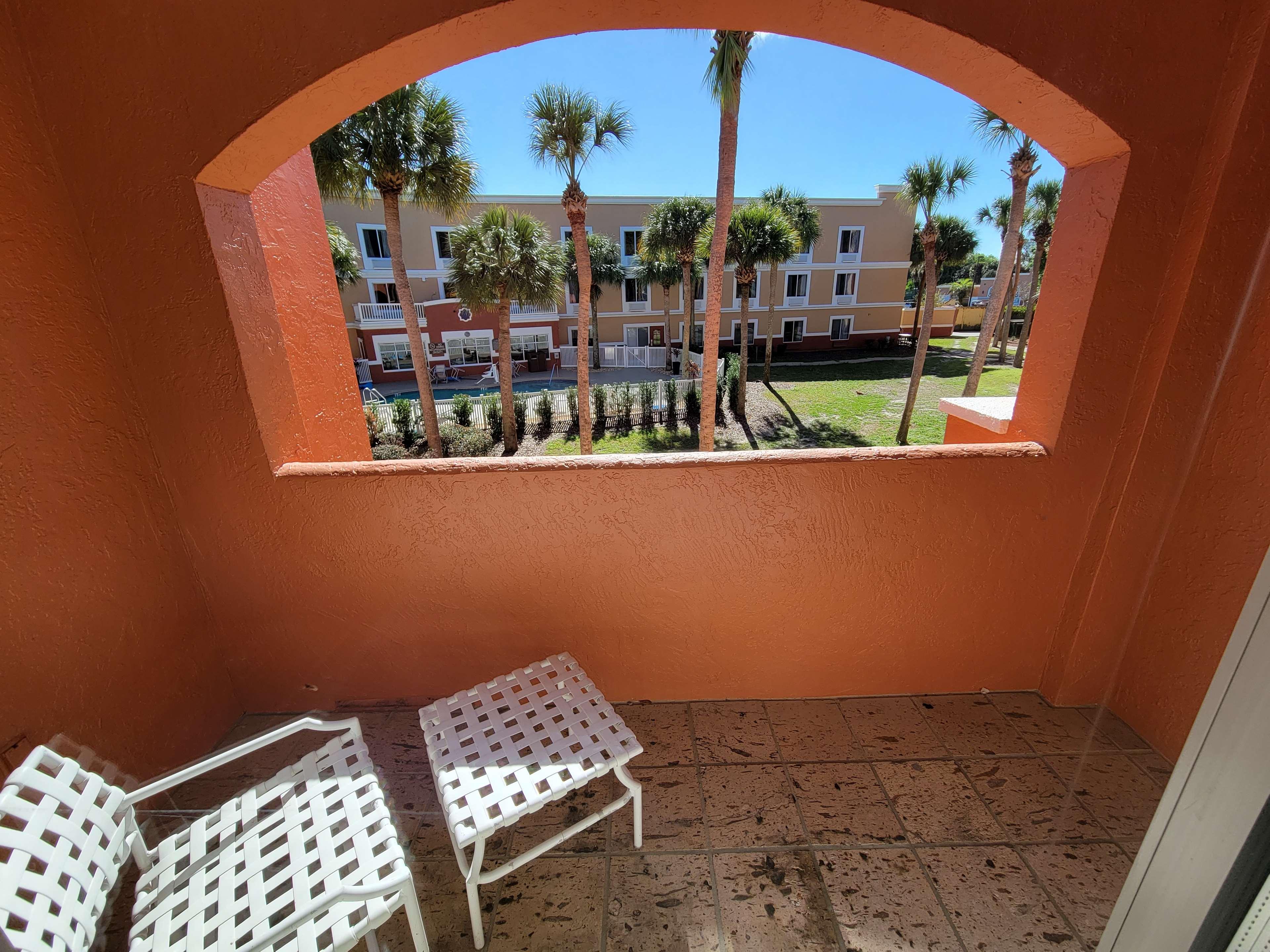 Room Accessible King Size Bed