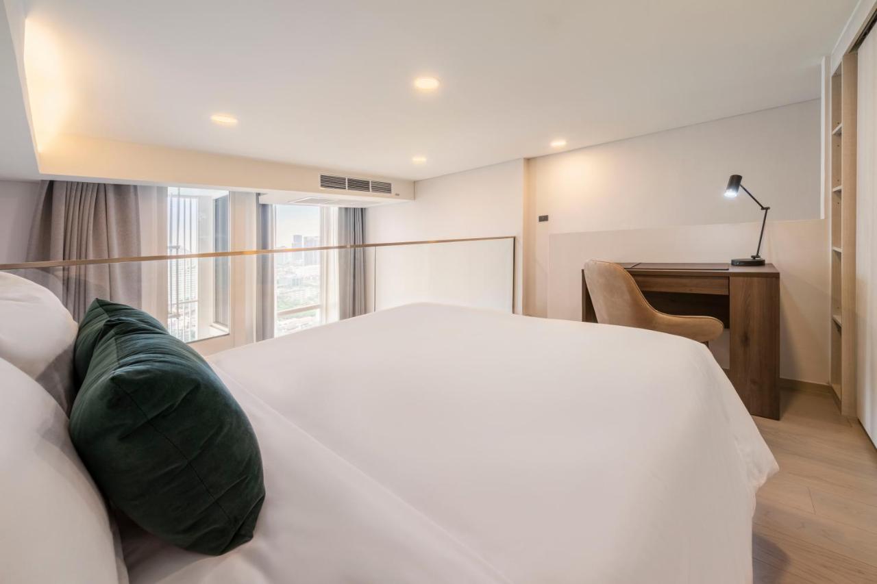 Double or Twin Duplex