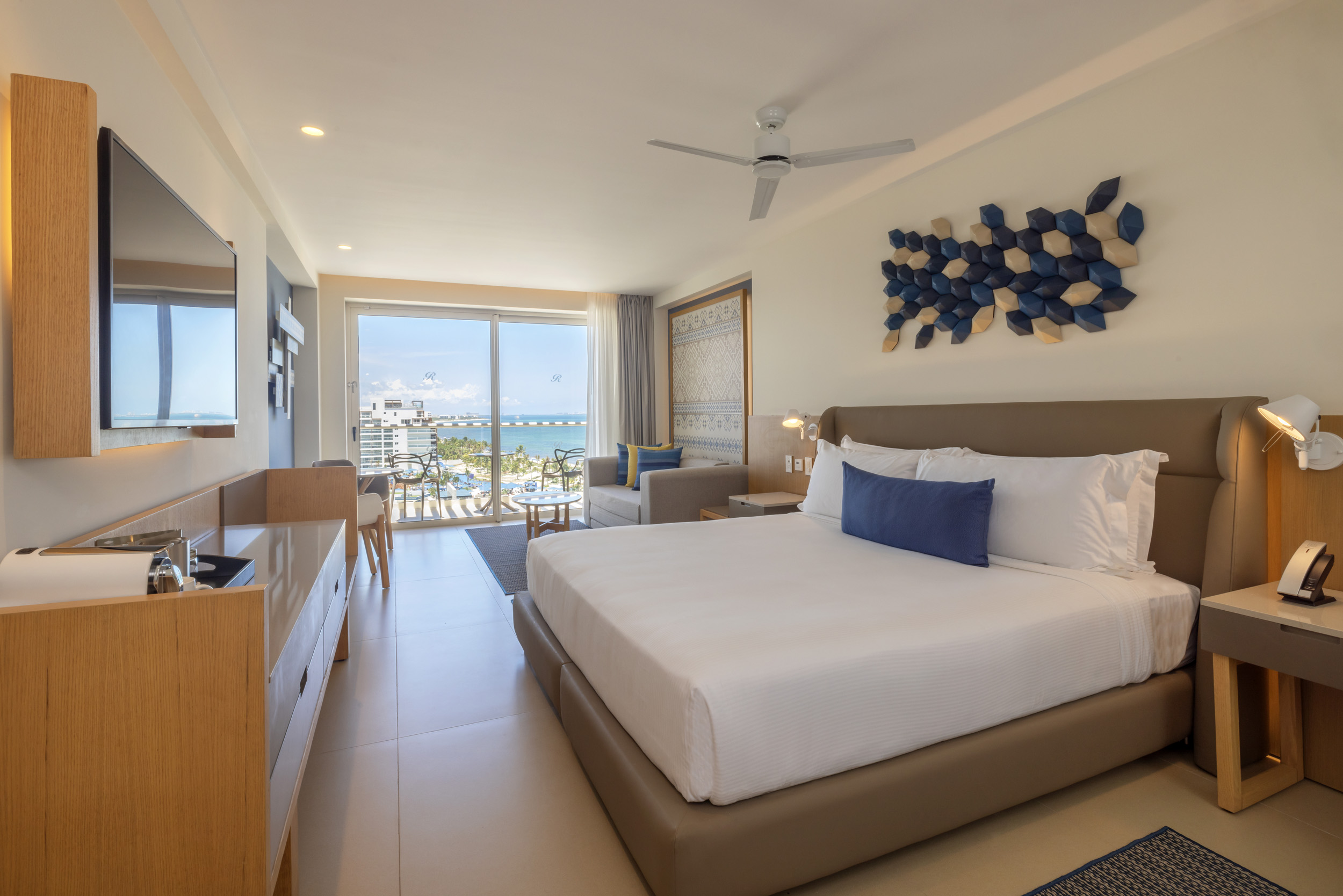Junior Suite Luxury Ocean View