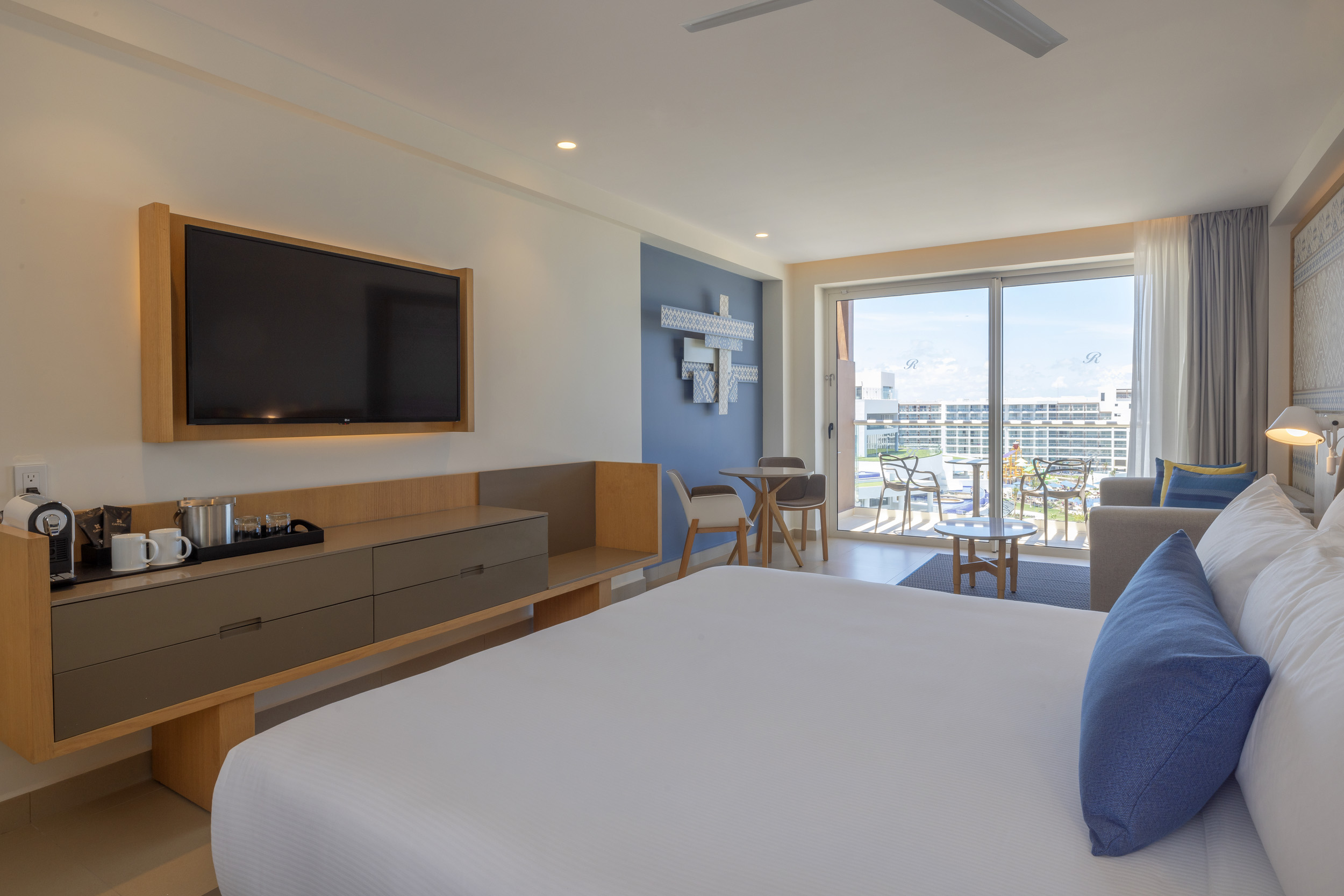 Junior Suite Luxury Ocean View