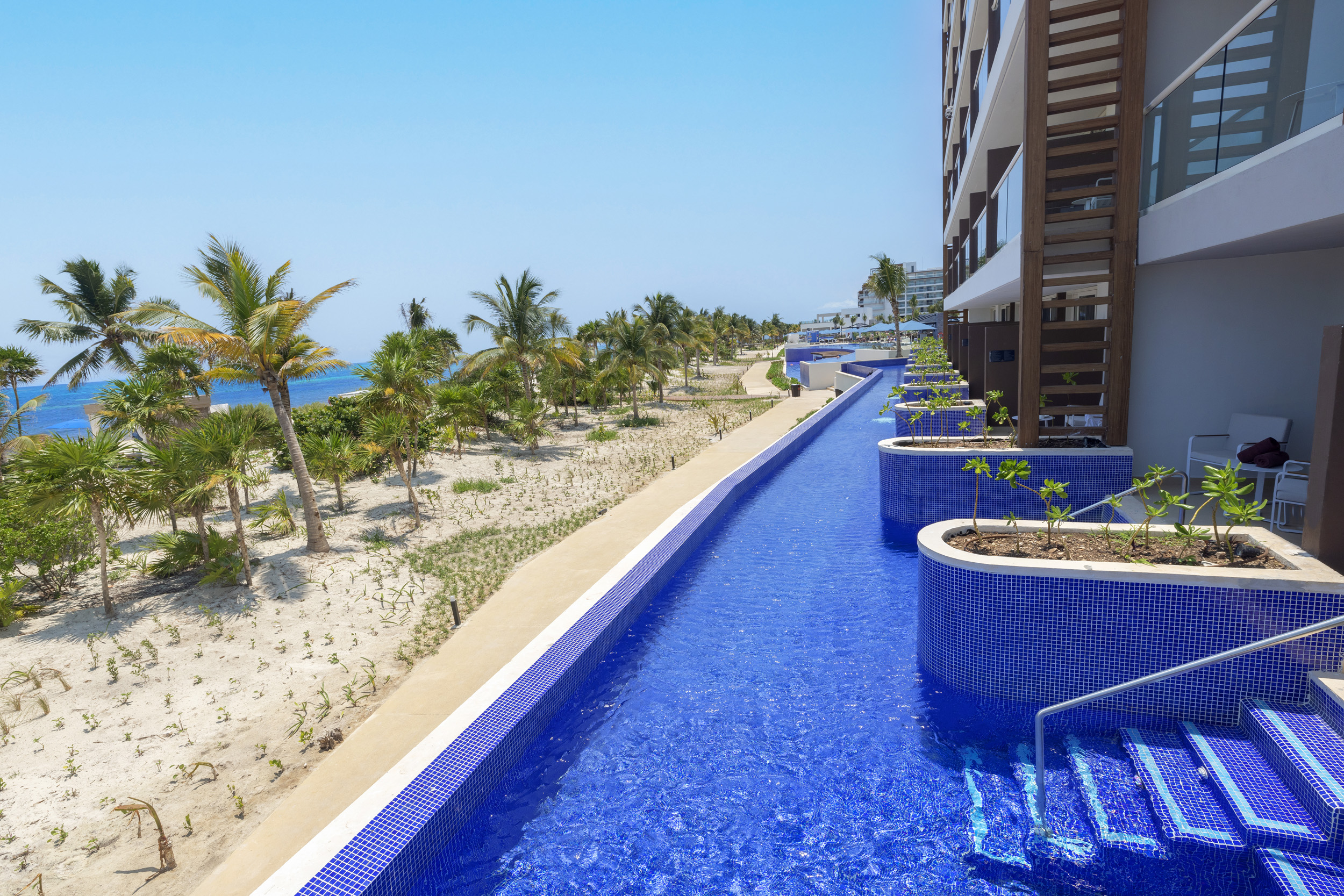 Junior Suite Ocean Front