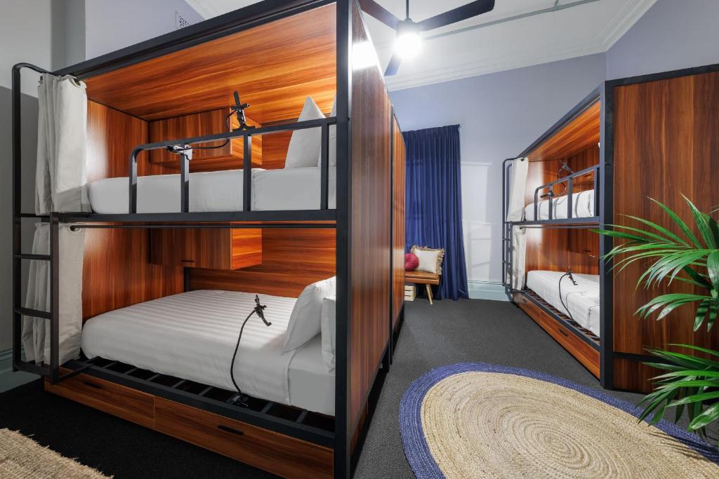 Bed in Dormitory Capacity 8