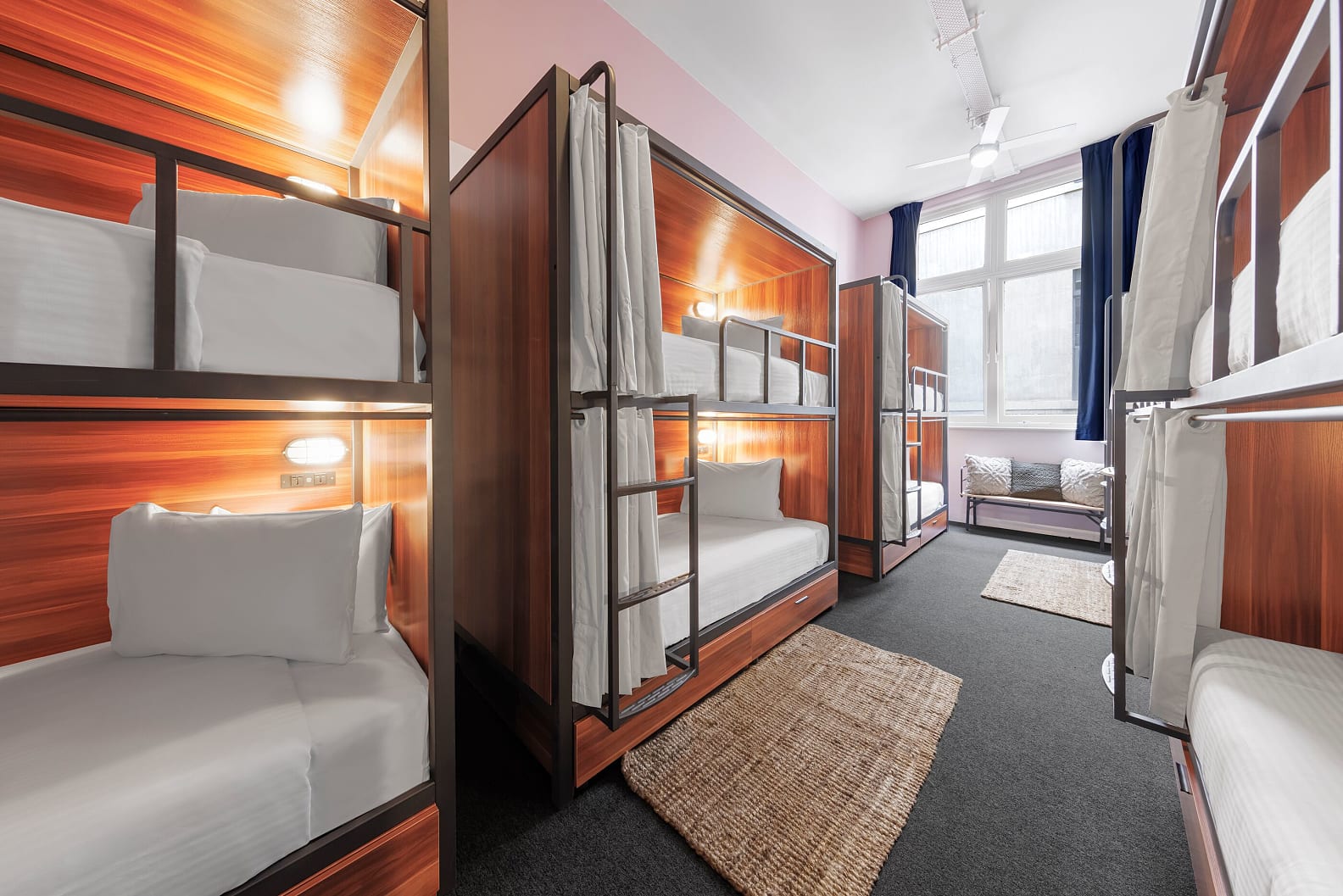 Bed in Dormitory Bunk Bed