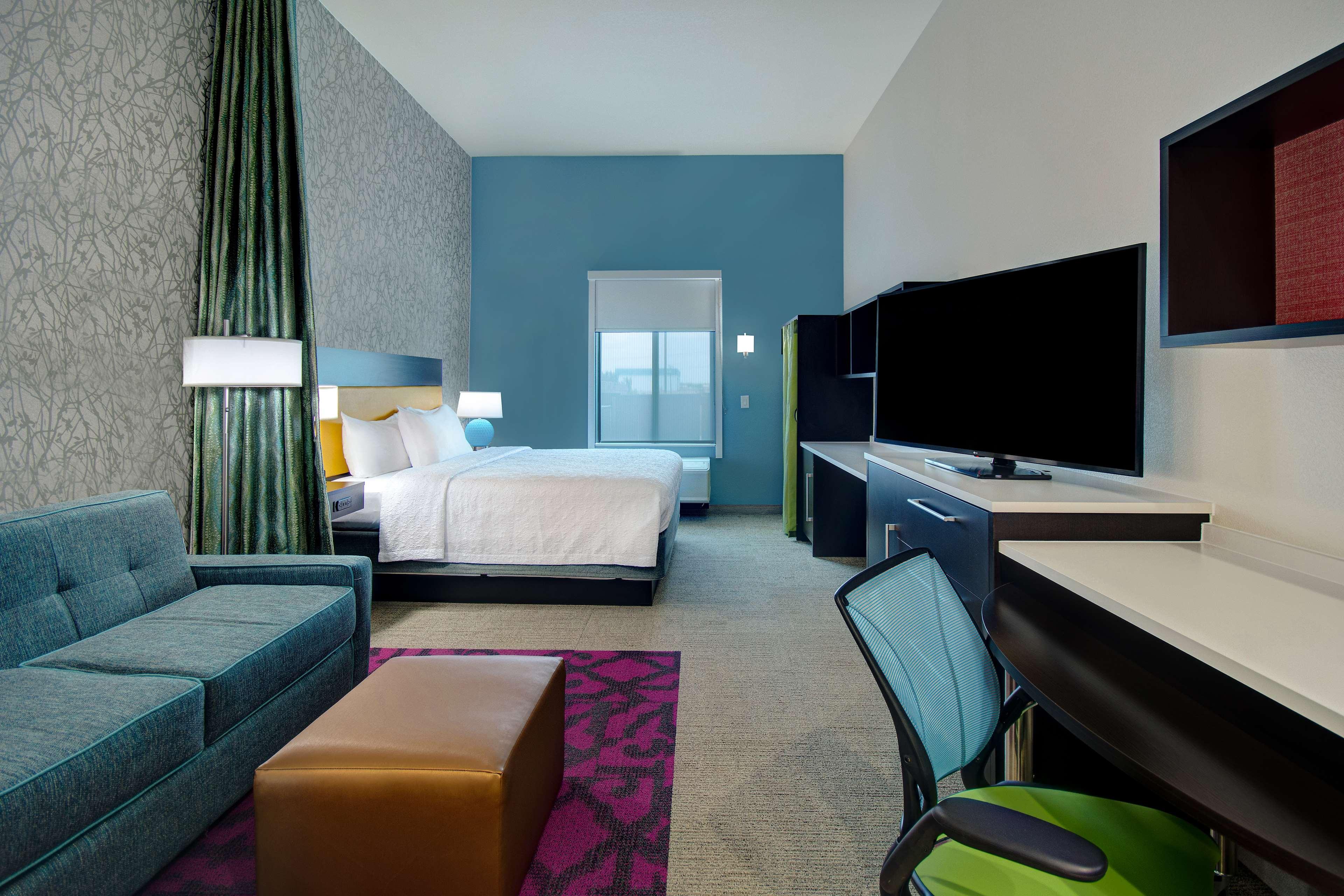 Studio King Size Bed