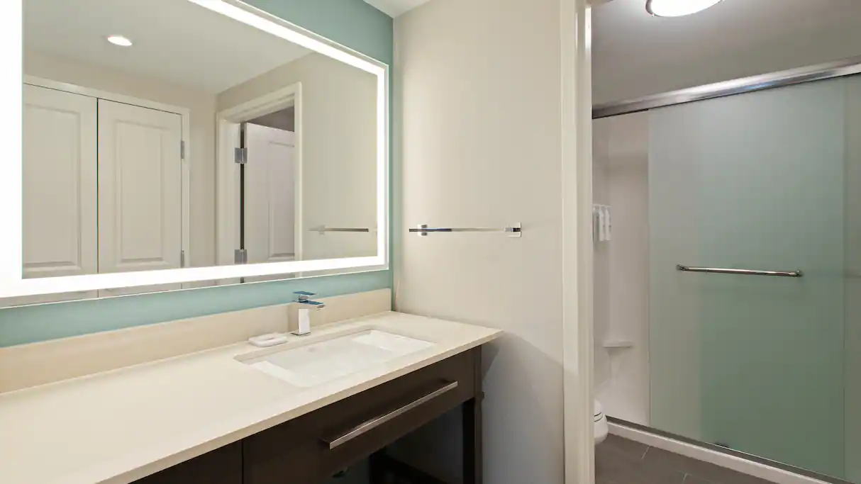 Studio King Size Bed