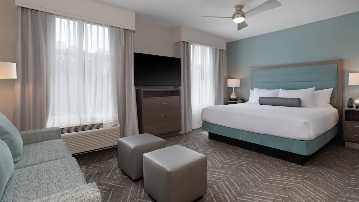 Studio King Size Bed