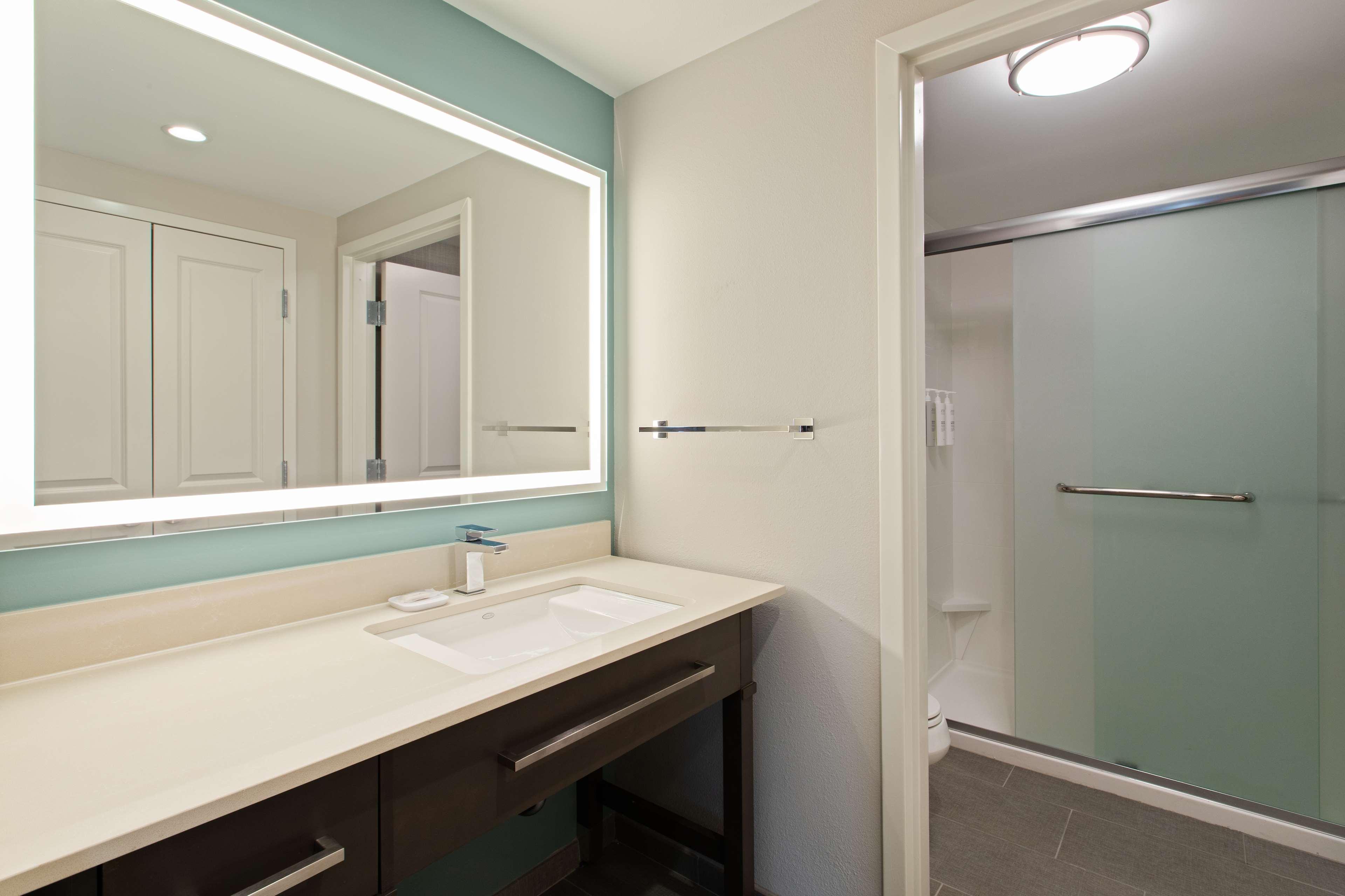 Studio King Size Bed