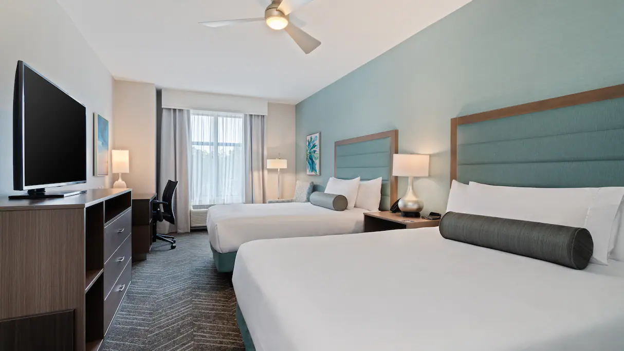 Suite Two Queen Beds One Bedroom