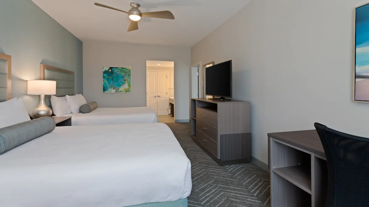 Suite Two Queen Beds One Bedroom