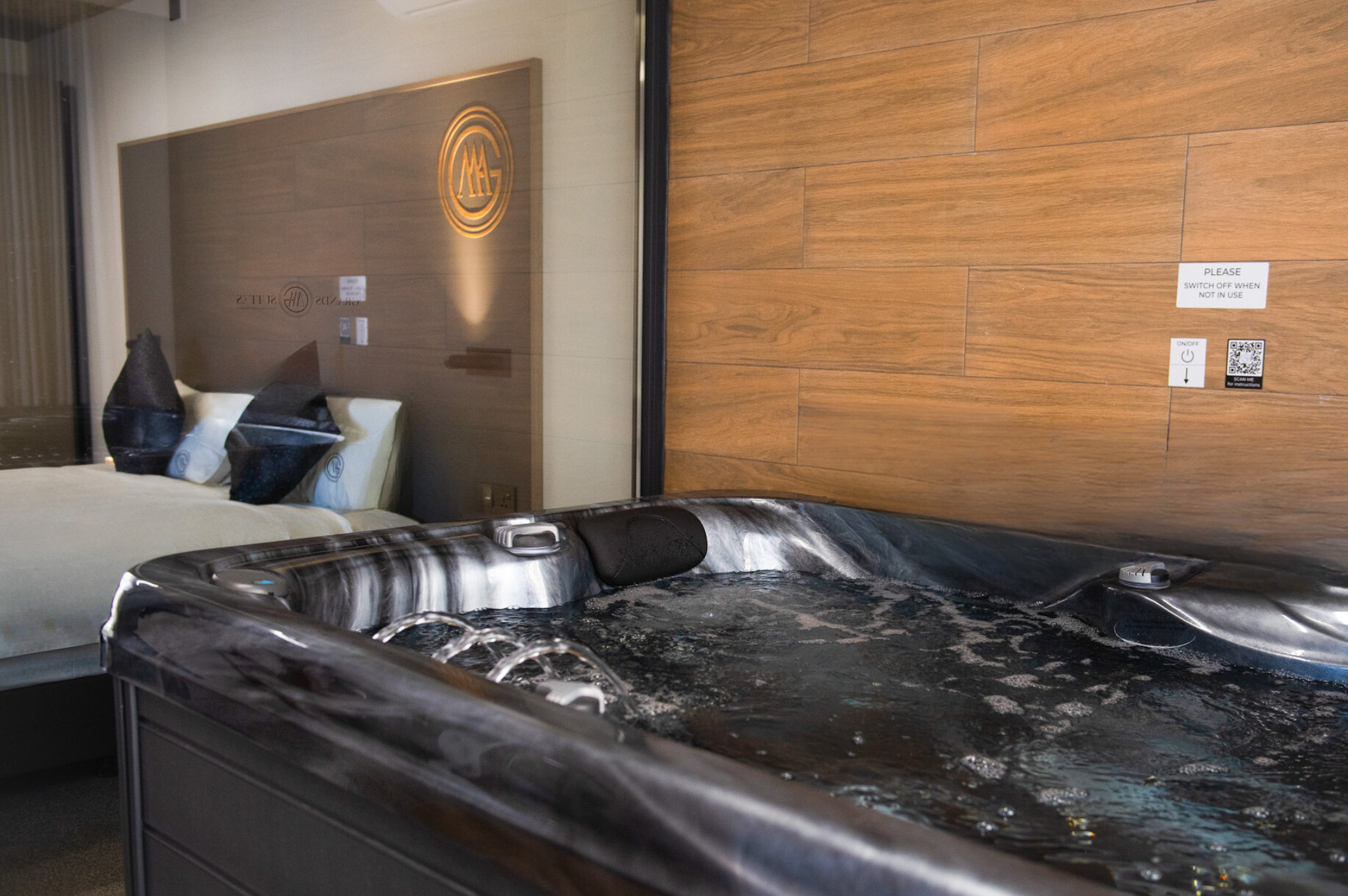 Suite with Jacuzzi