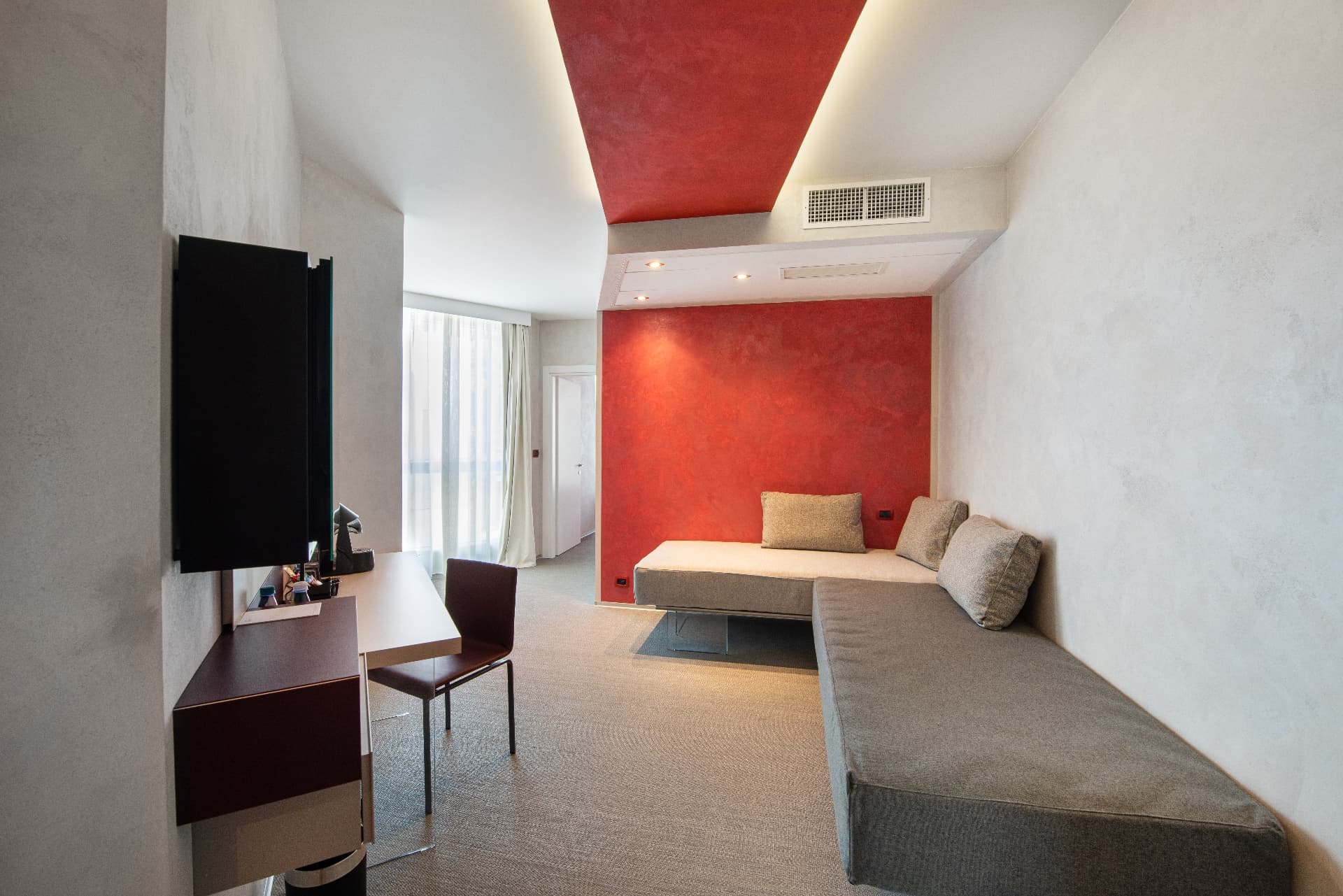 Suite Capacity 2