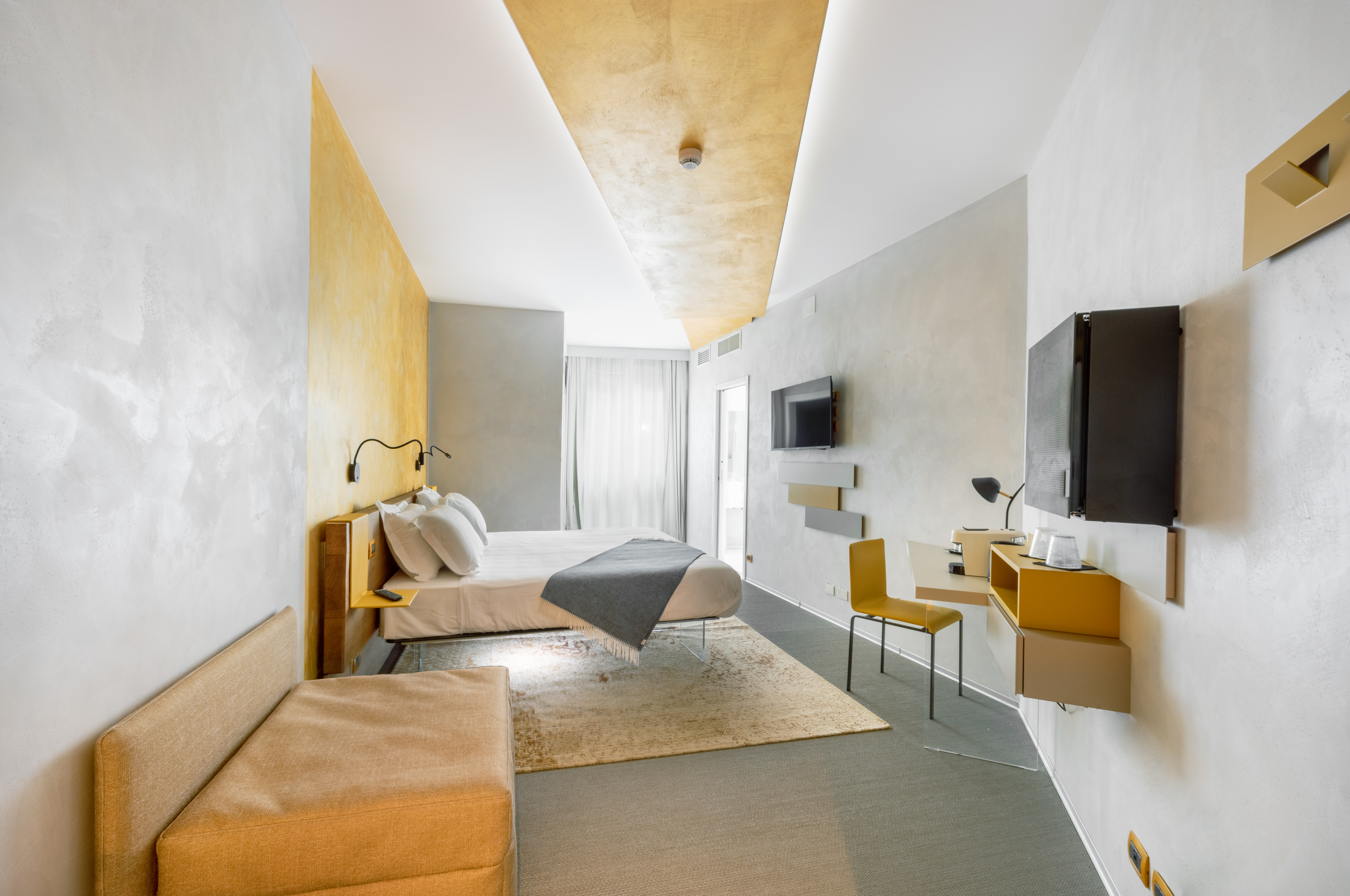 Double Deluxe Superior