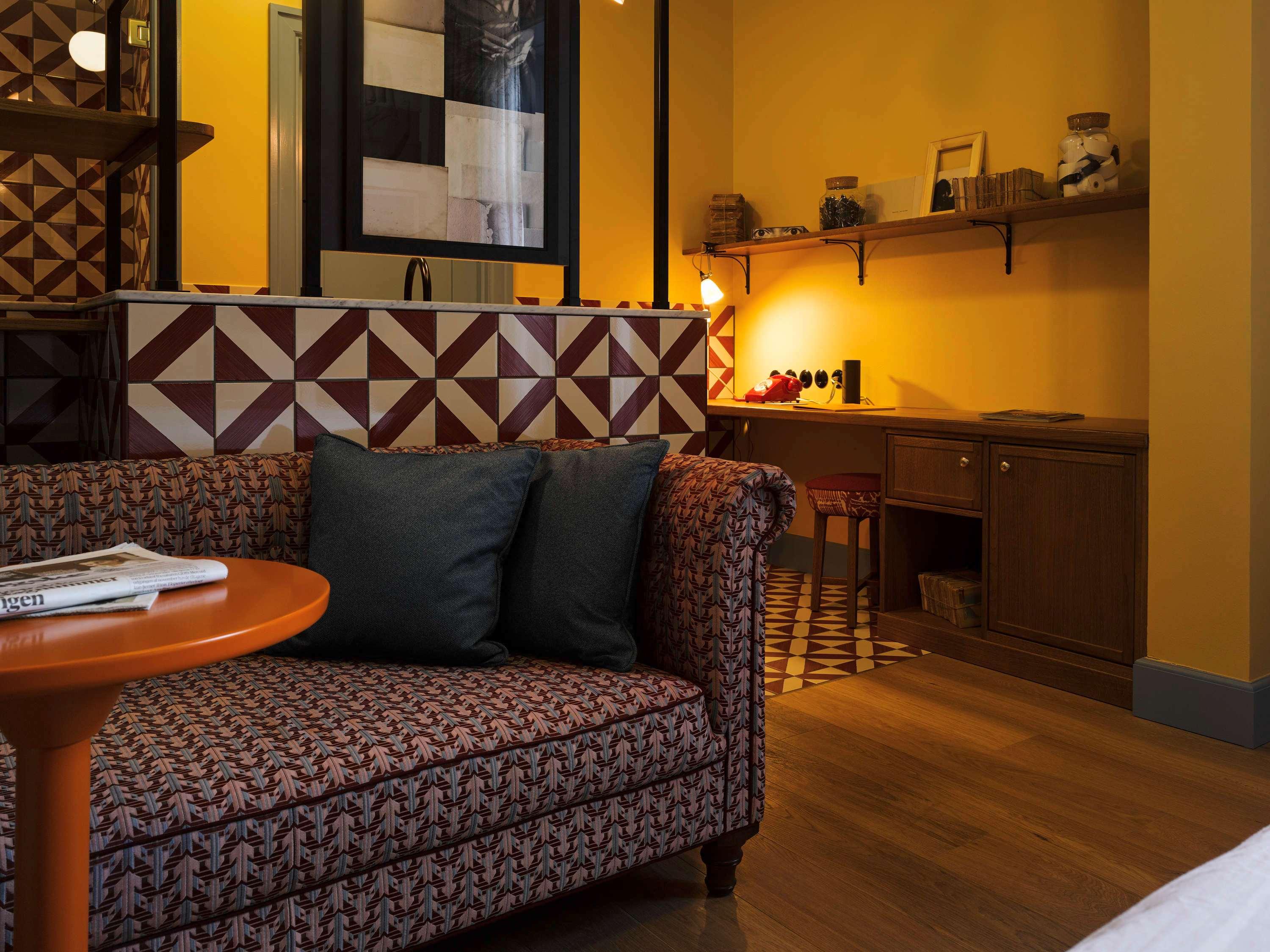 Double King Size Bed