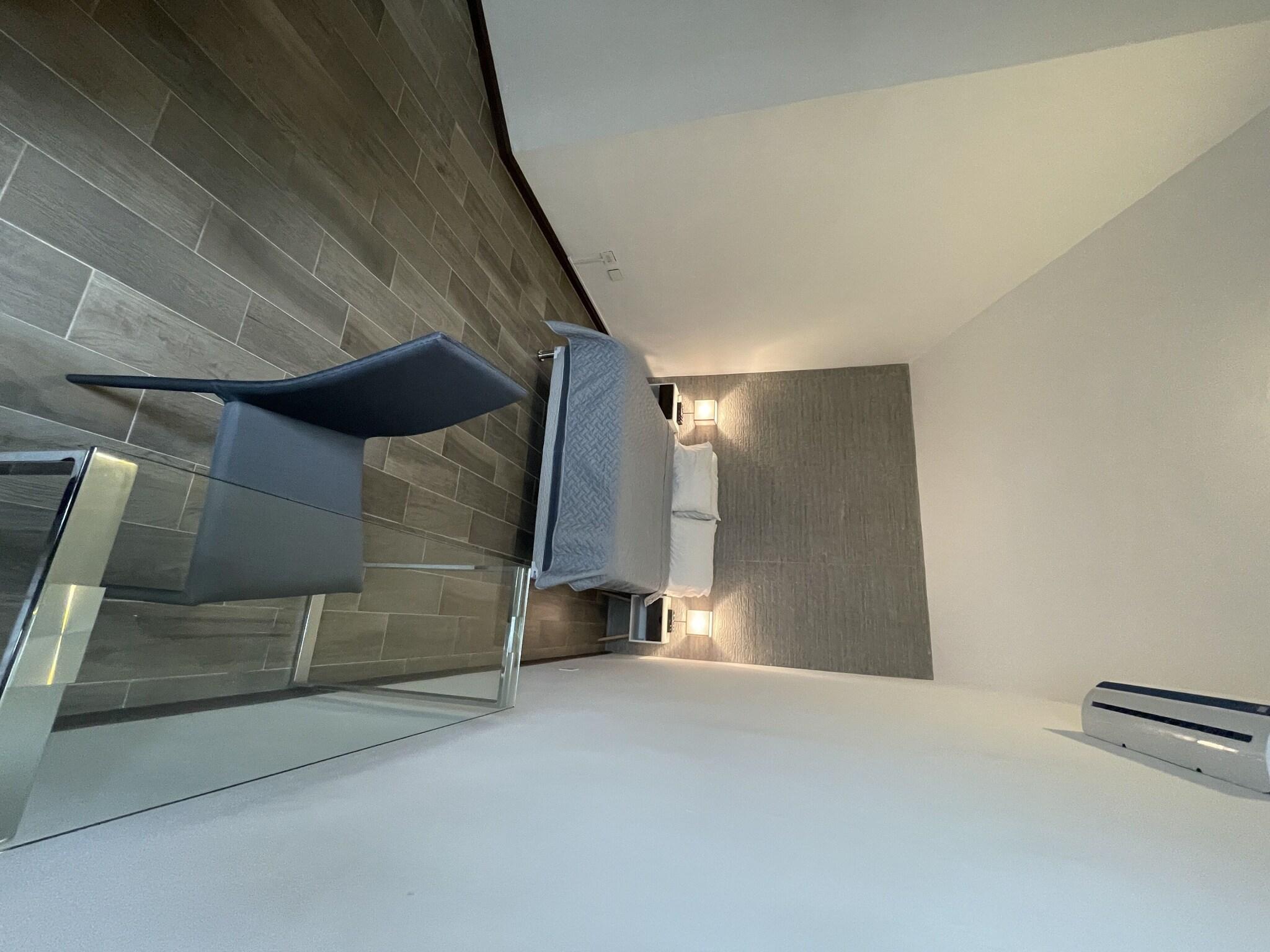 Double Superior Queen Bed