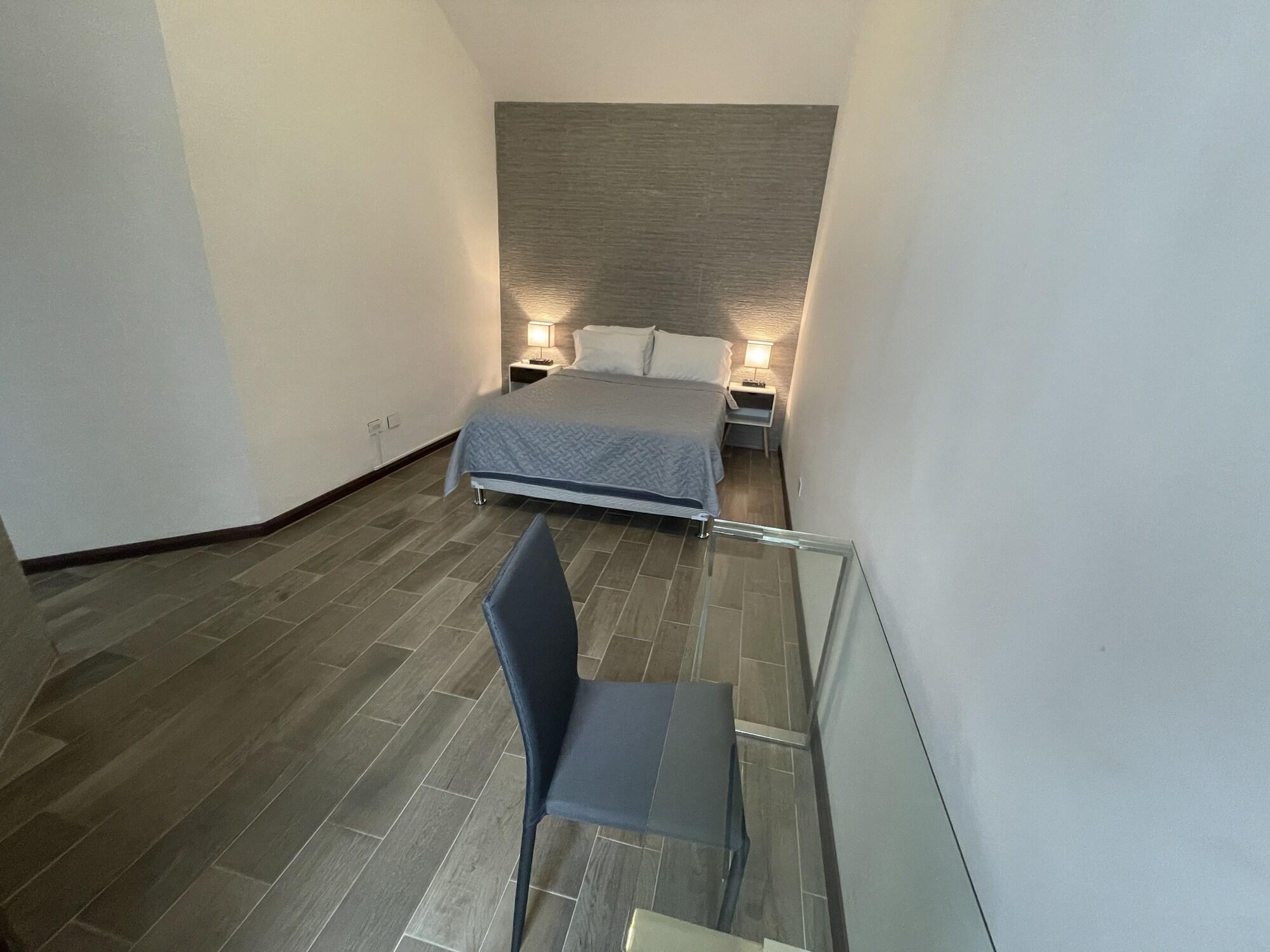 Double Superior Queen Bed