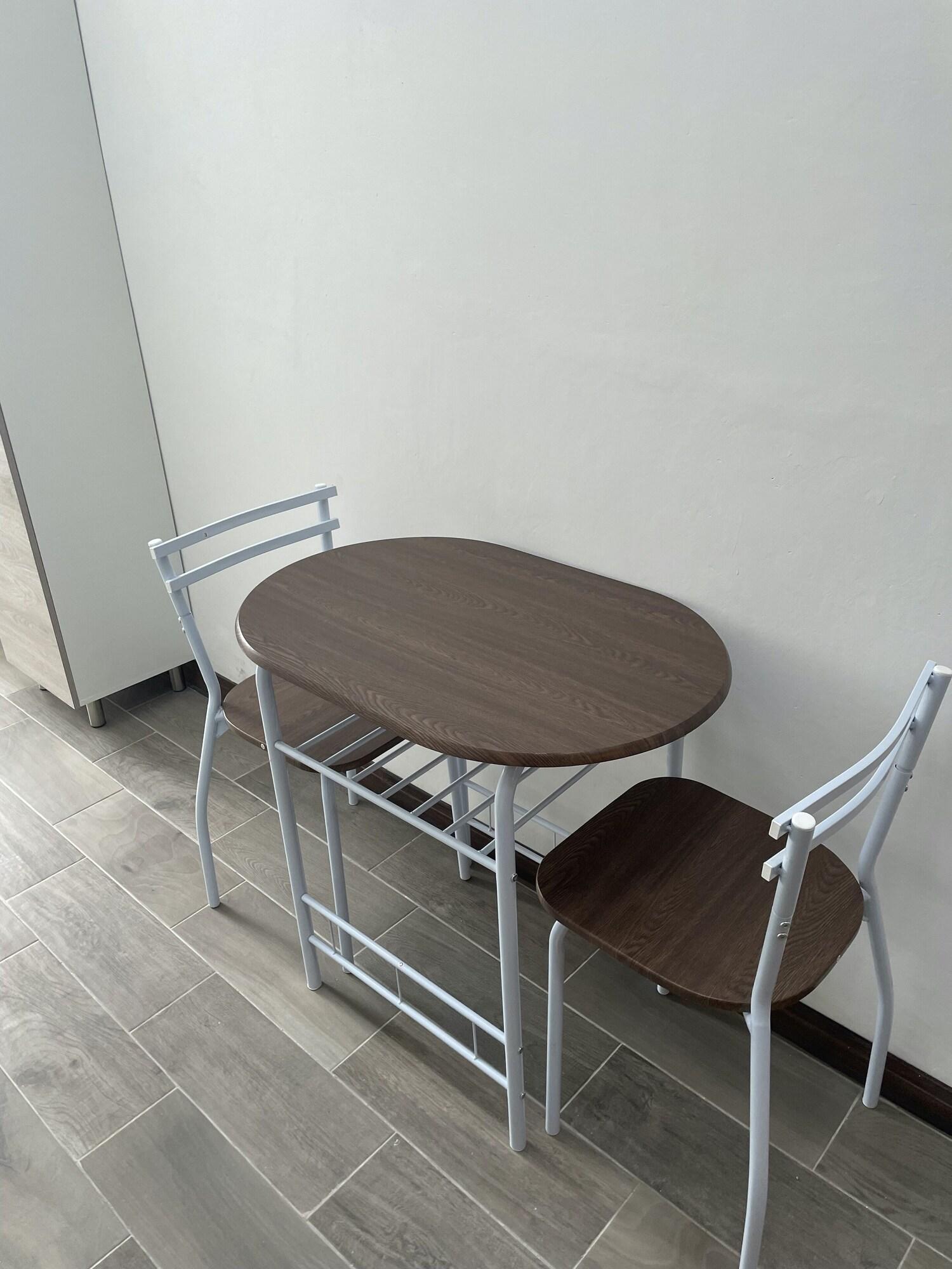 Studio Premium Queen Bed