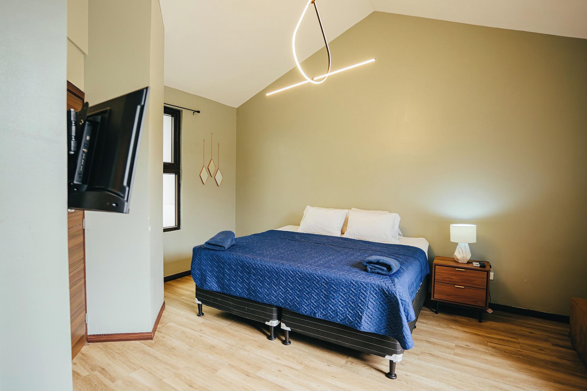 Double Superior Queen Bed