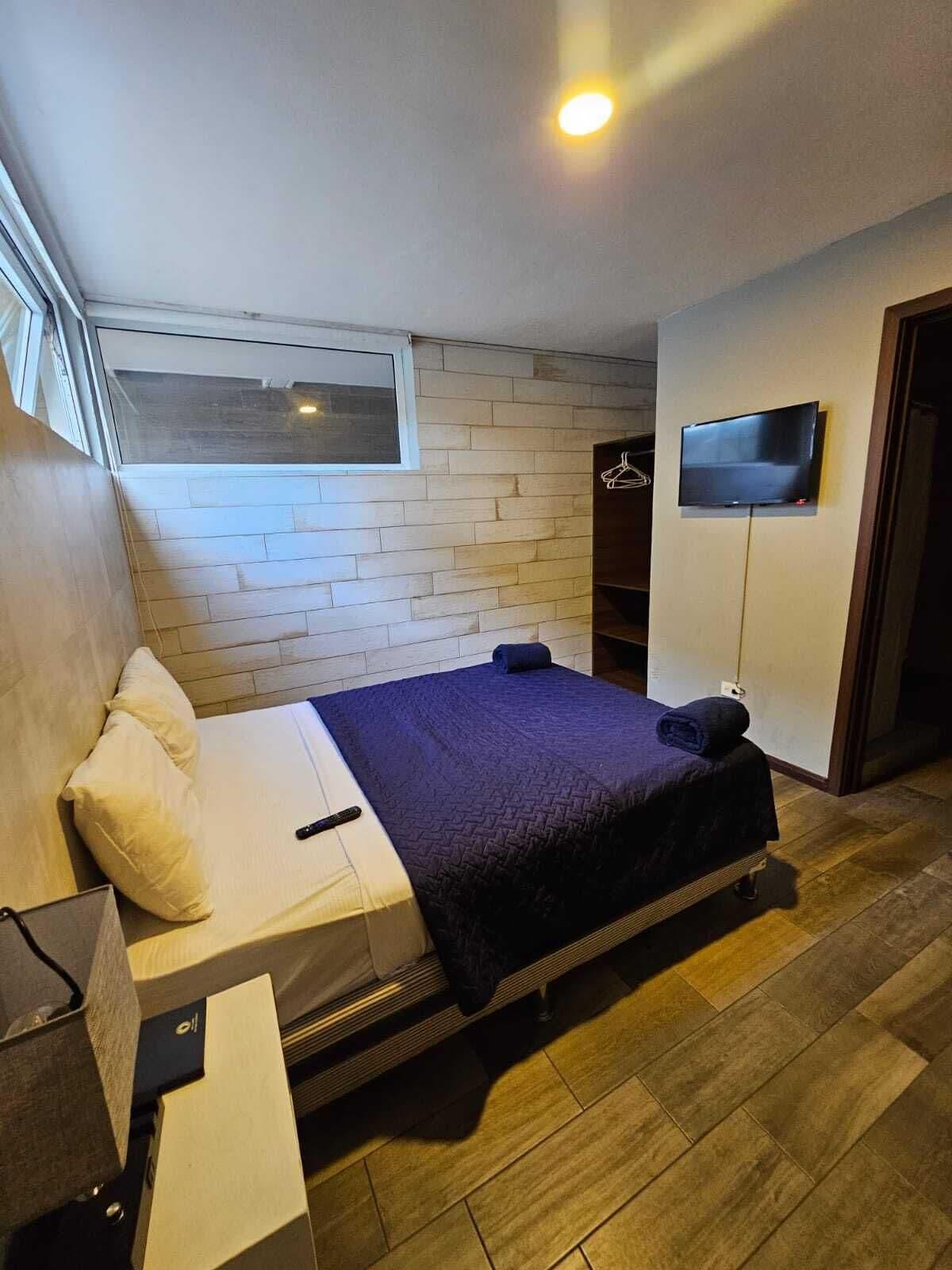 Double Superior Queen Bed