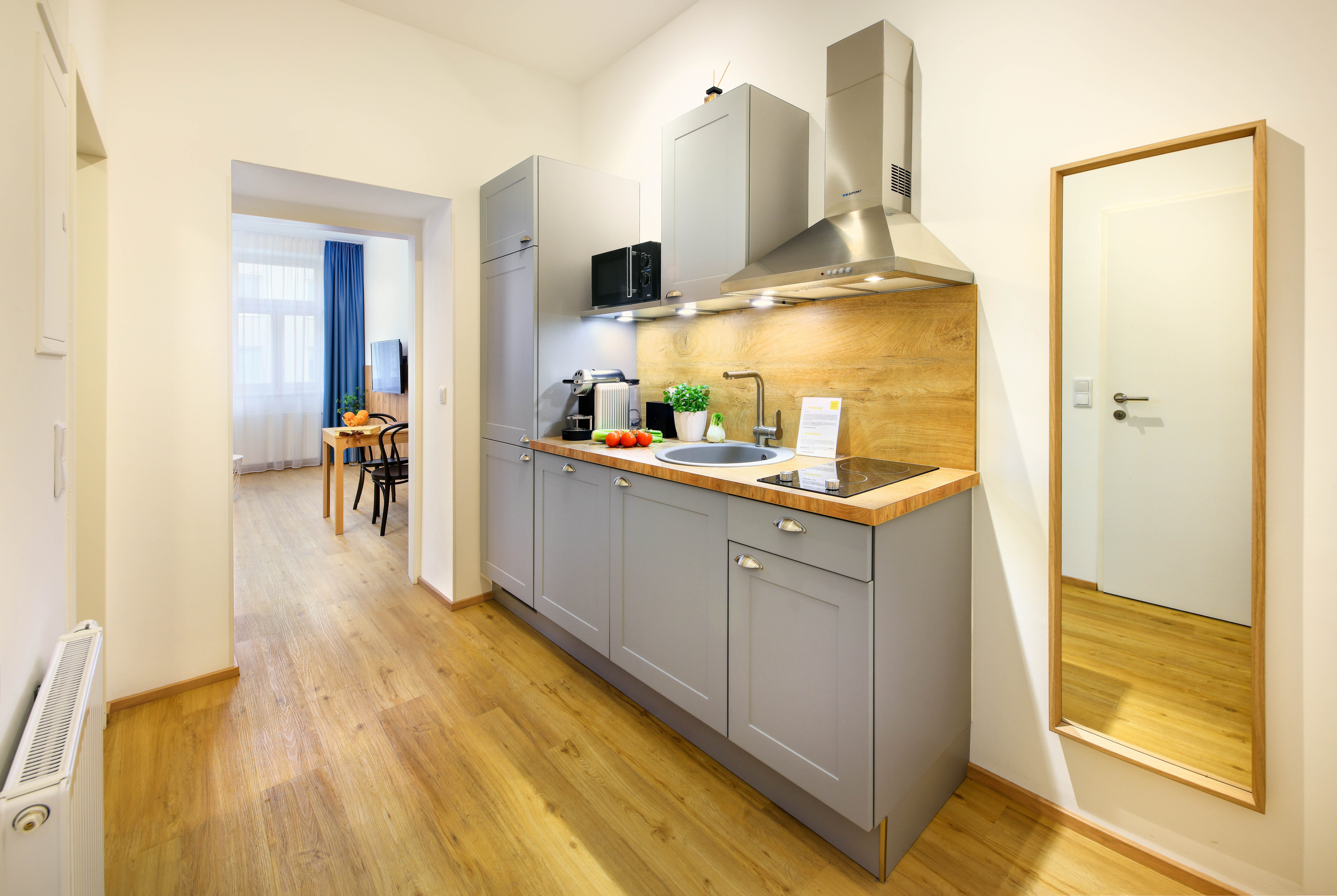 Studio Executive King Bed