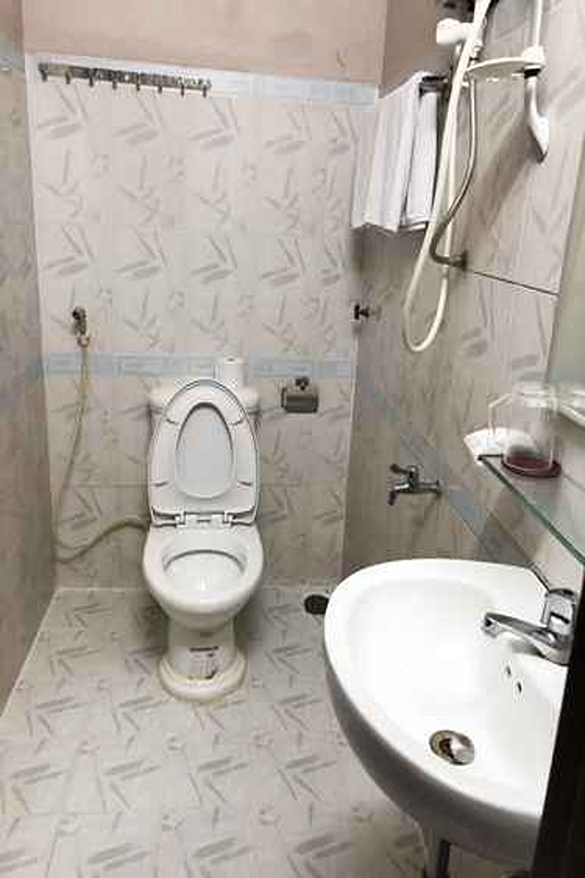 Double Queen Size Bed