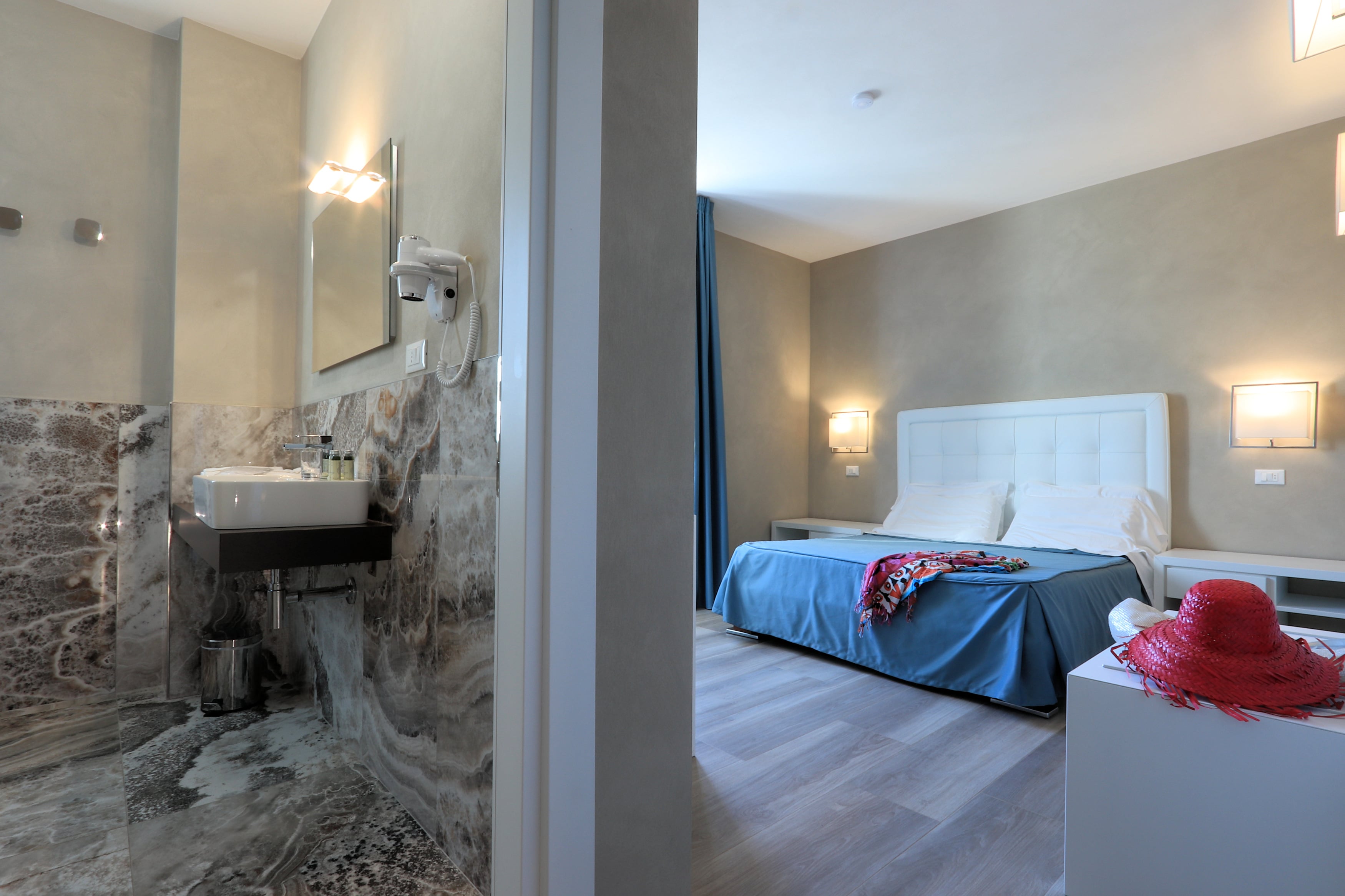 Double Classic City View