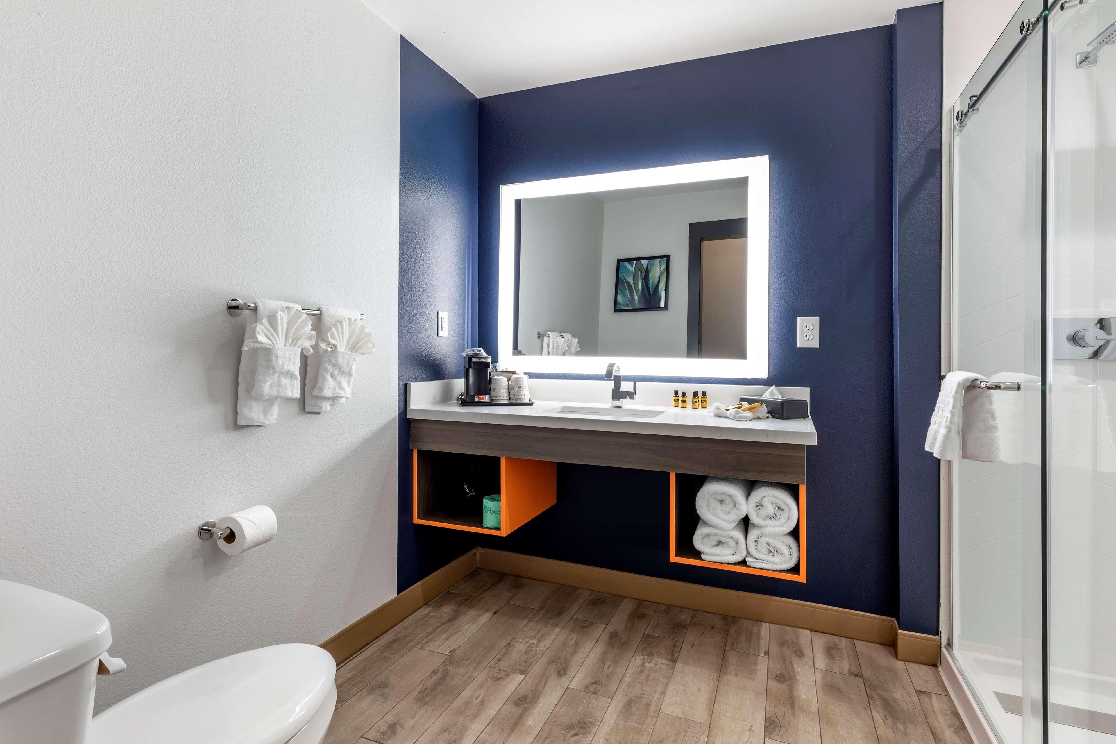 Room Accessible-two Queen Beds