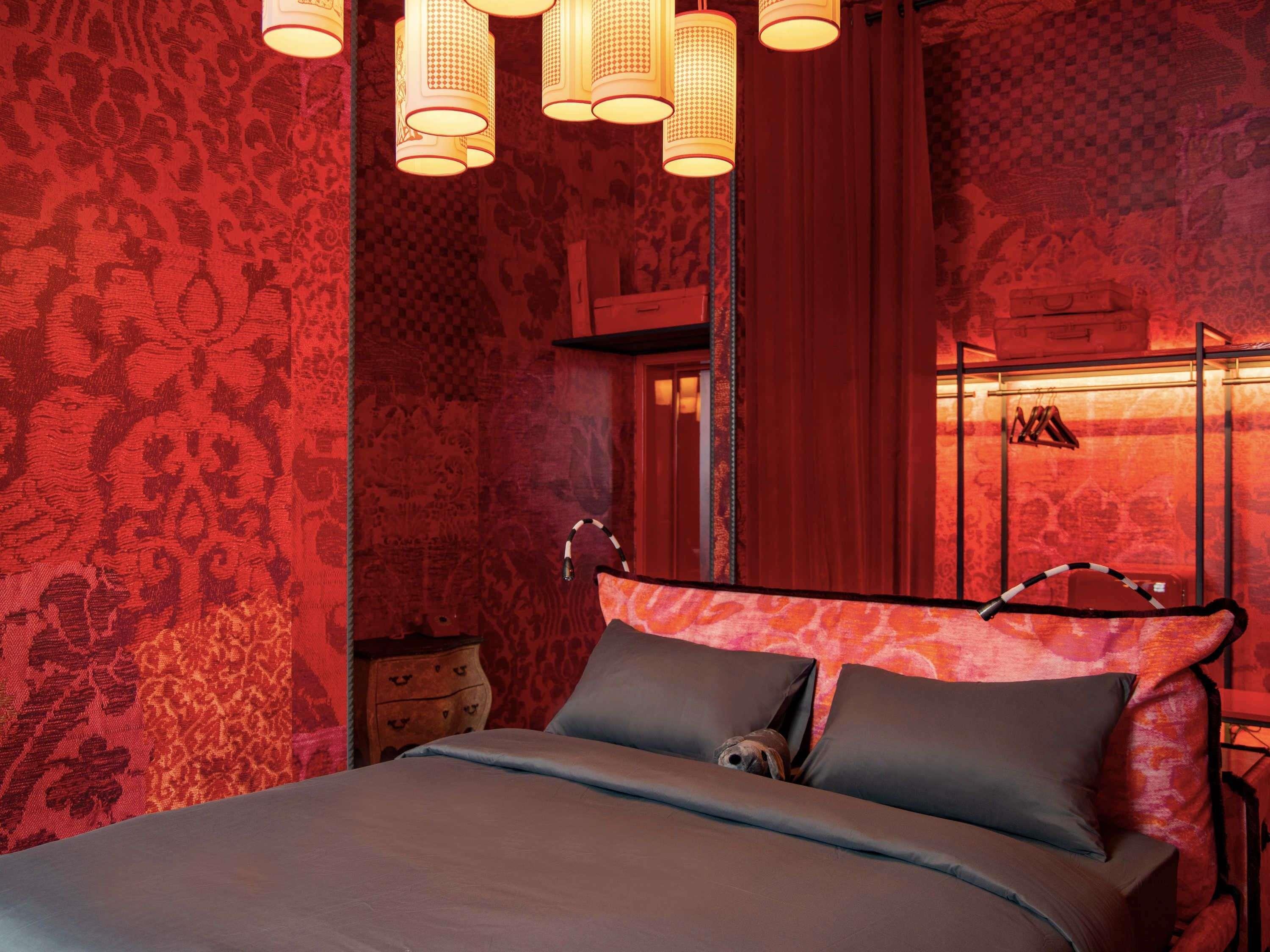 Double King Size Bed