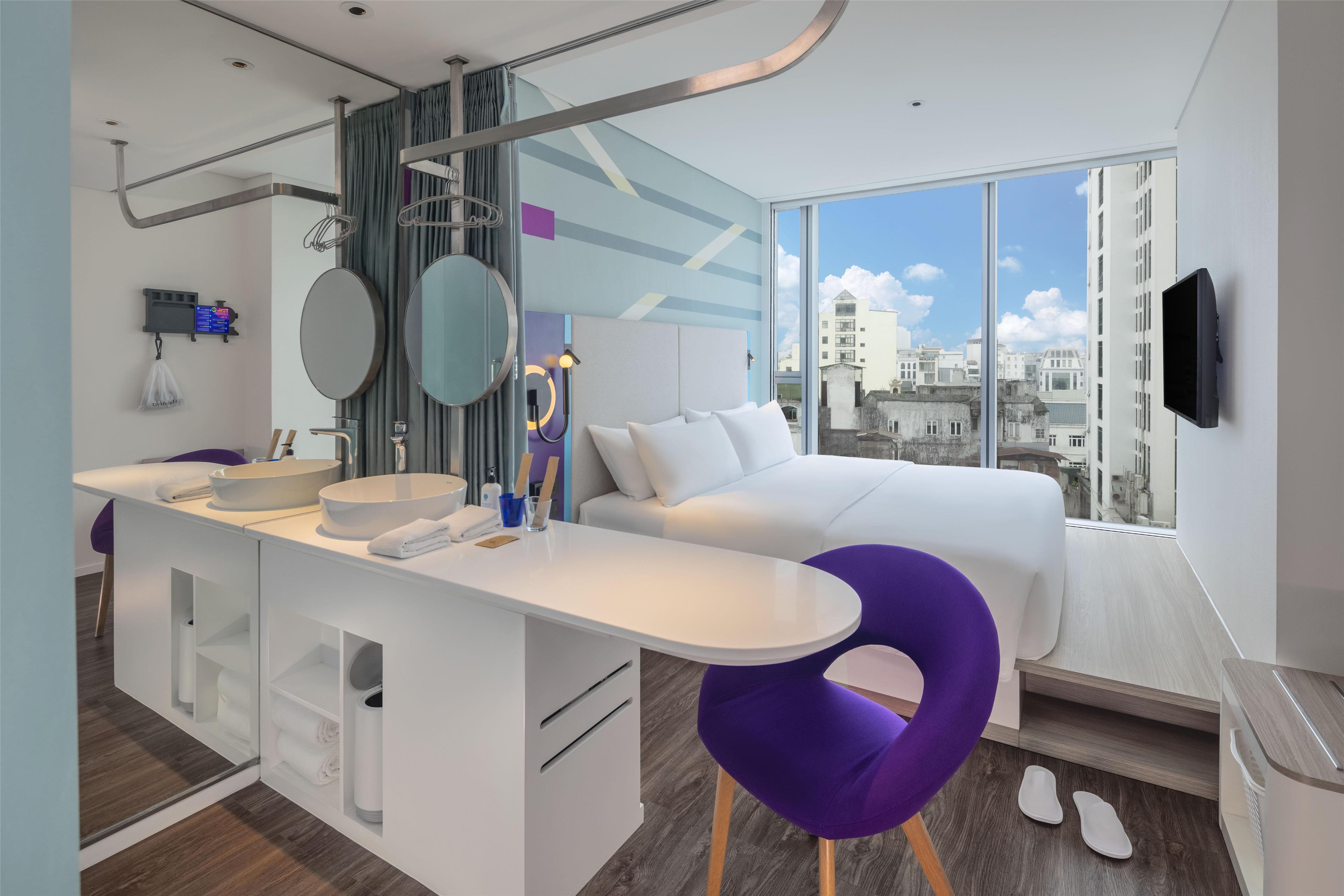 Double Accessible King Size Bed