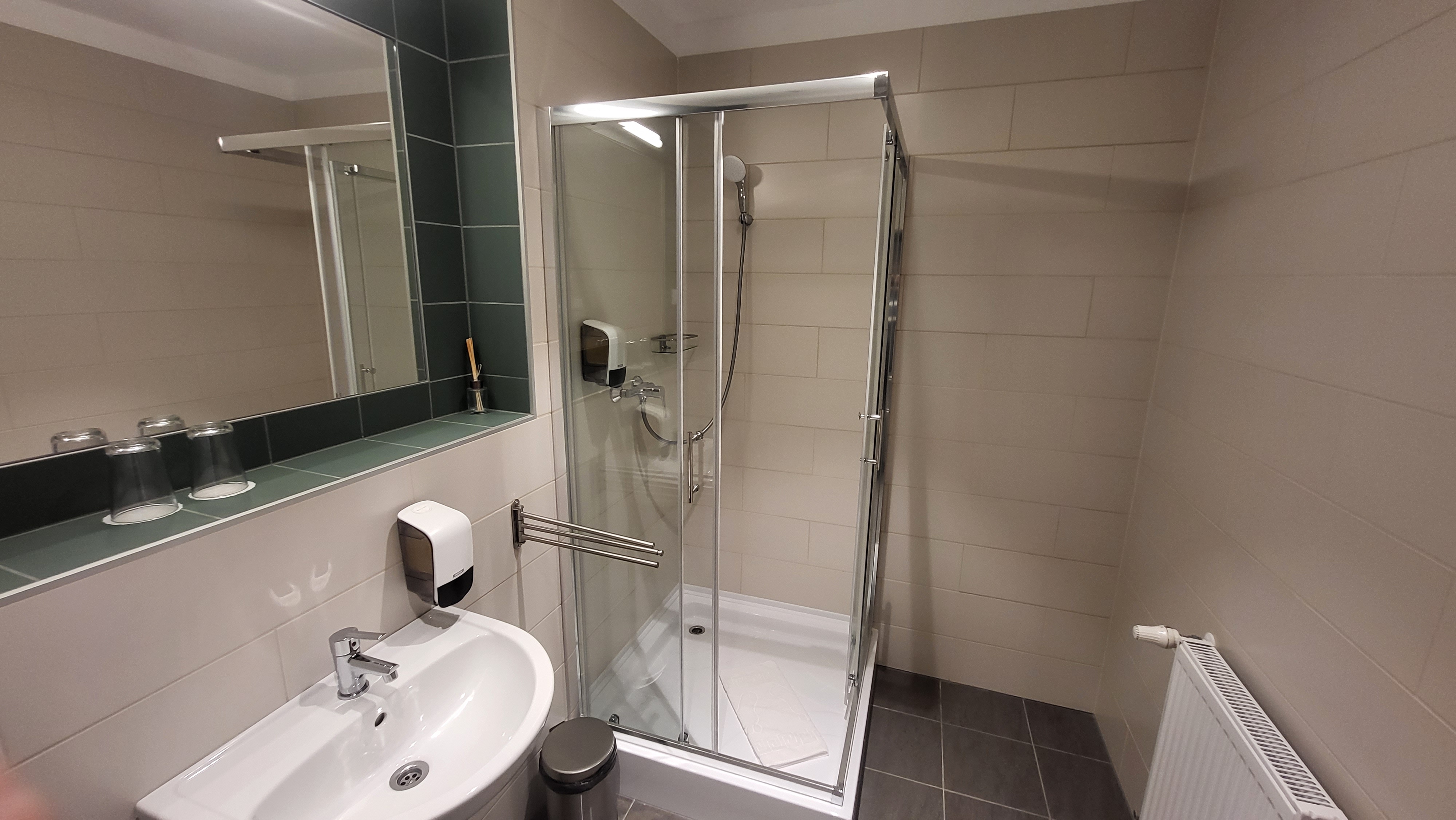 Double Single Superior